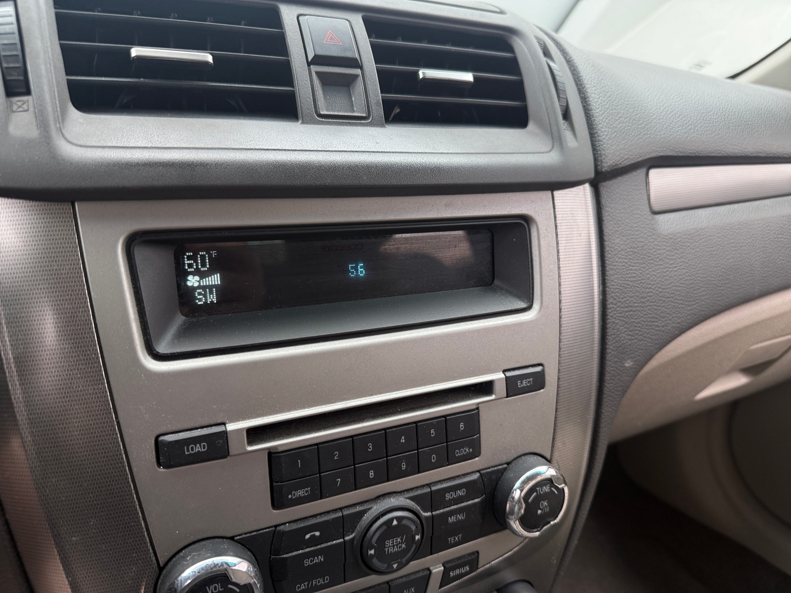 Thumbnail: 2010 Ford Fusion - 4