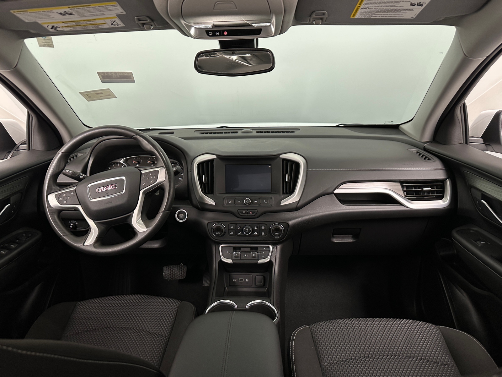 Thumbnail: 2024 GMC Terrain - 3