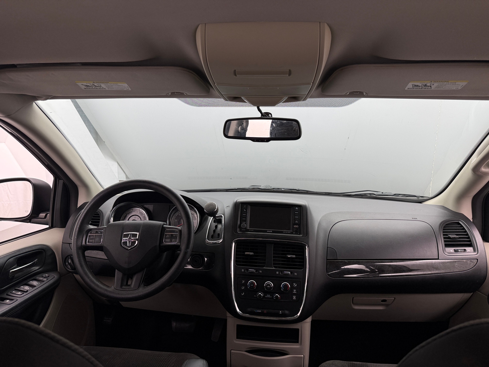 Thumbnail: 2018 Dodge Grand Caravan - 3