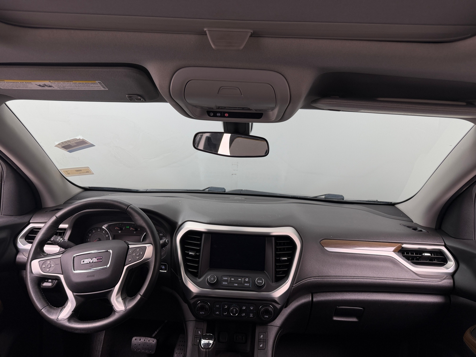 Thumbnail: 2018 GMC Acadia - 3