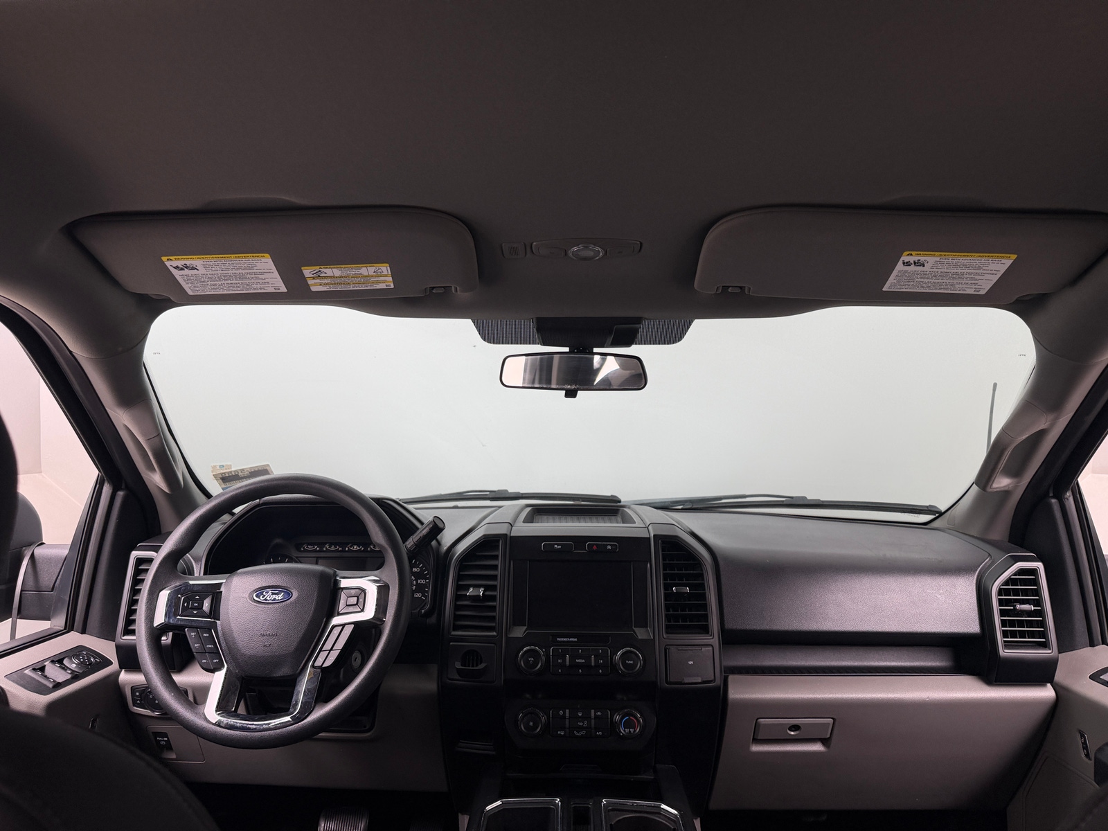 Thumbnail: 2019 Ford Econoline - 3