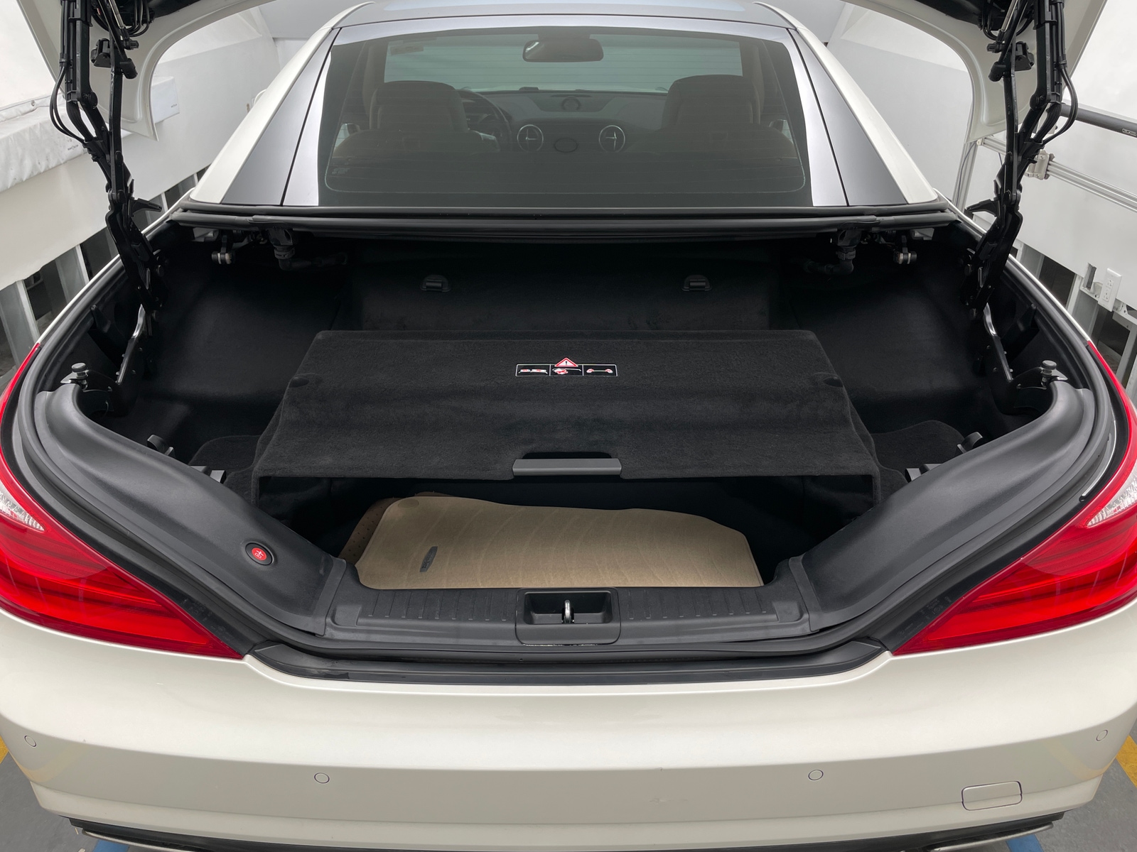 Thumbnail: 2013 Mercedes-Benz SL-Class - 5