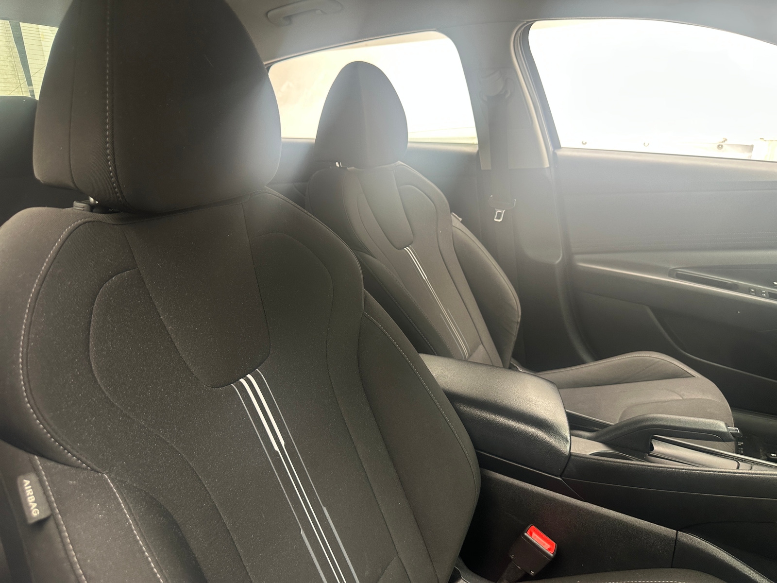 Thumbnail: 2022 Hyundai Elantra - 2