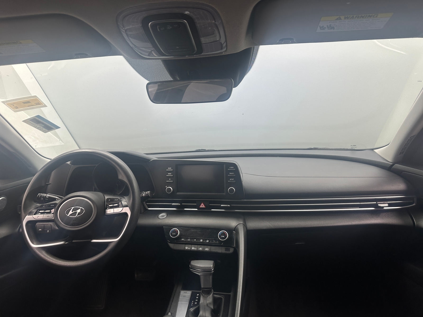 Thumbnail: 2022 Hyundai Elantra - 3