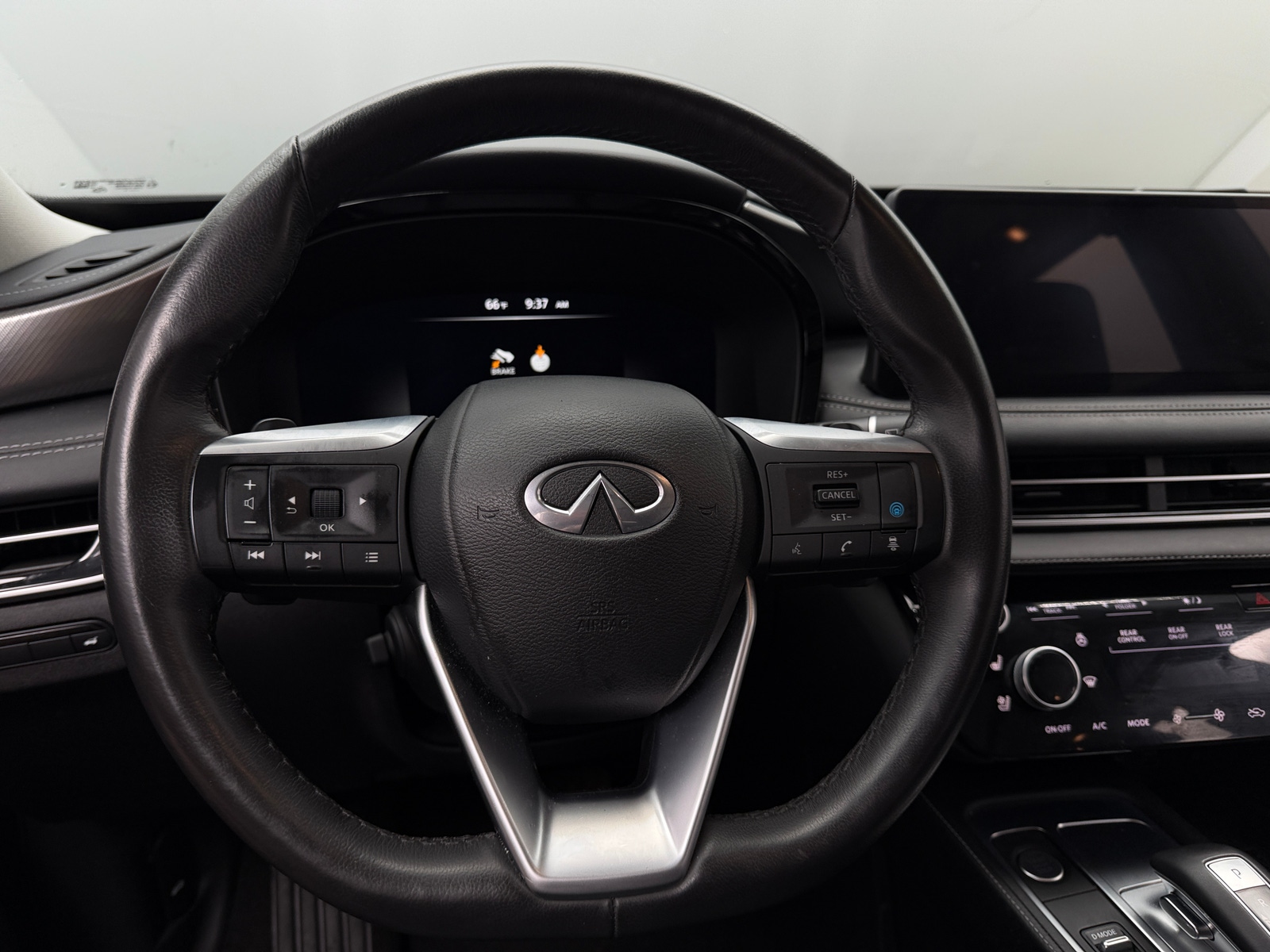 Thumbnail: 2023 INFINITI QX60 - 4