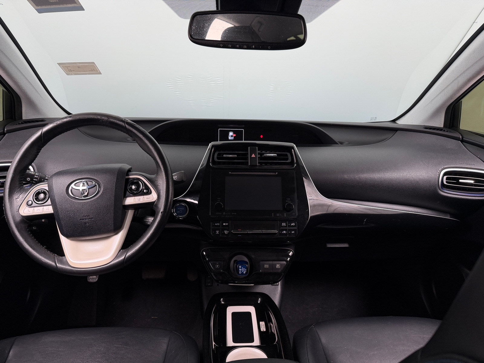 Thumbnail: 2017 Toyota Prius - 3