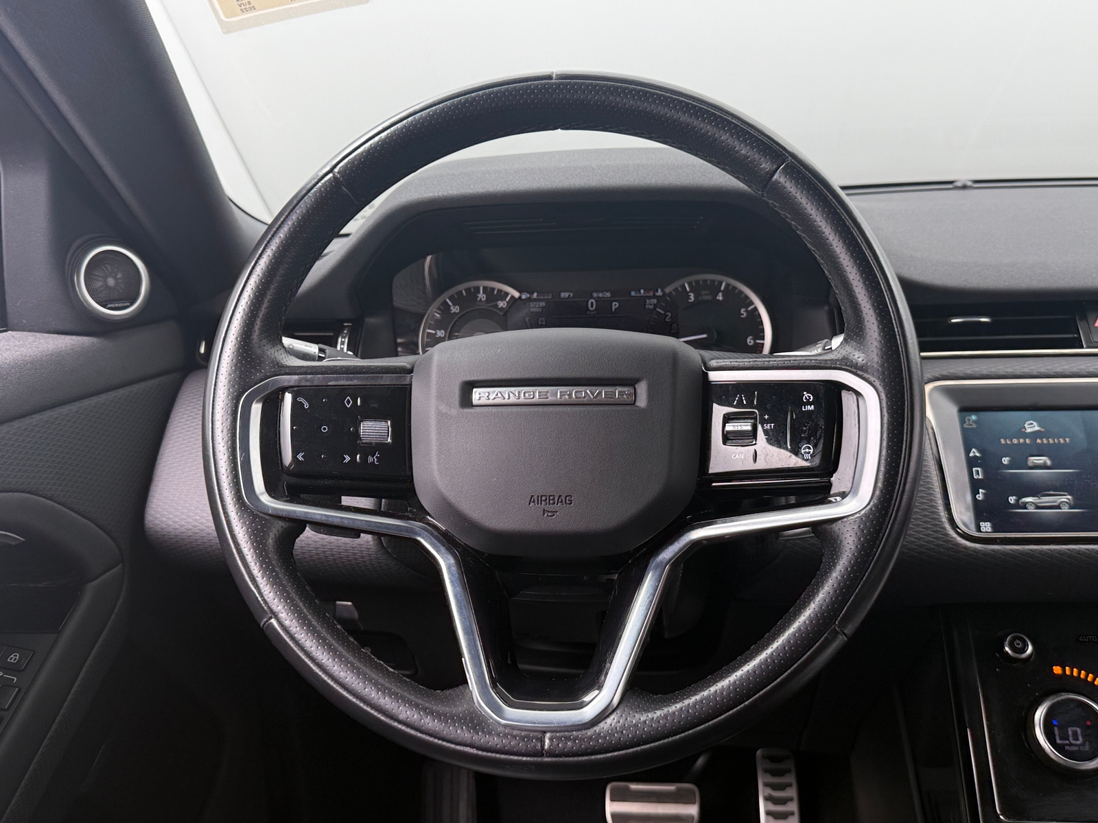 Thumbnail: 2022 Land Rover Range Rover Evoque - 5