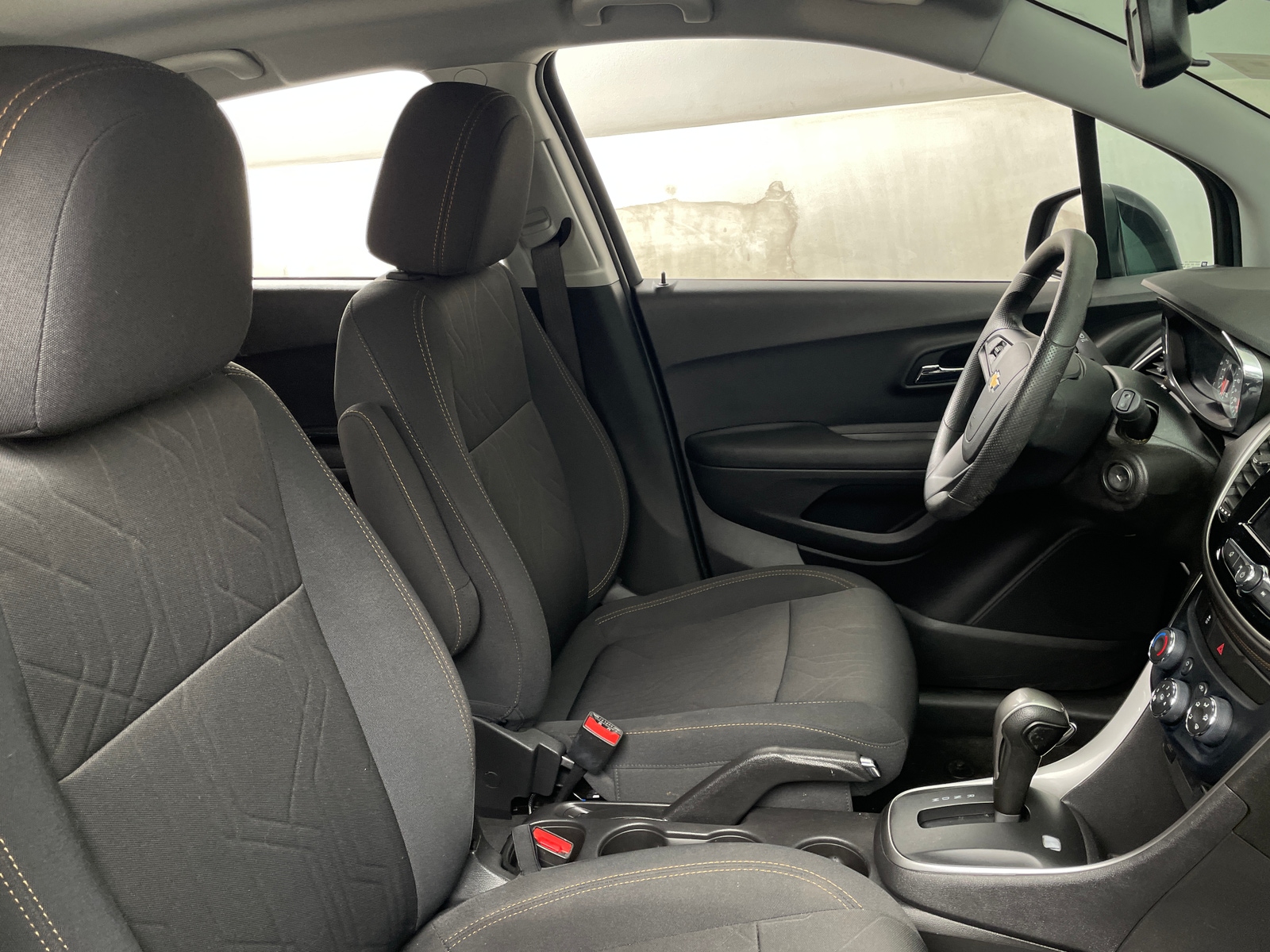 Thumbnail: 2020 Chevrolet Trax - 2