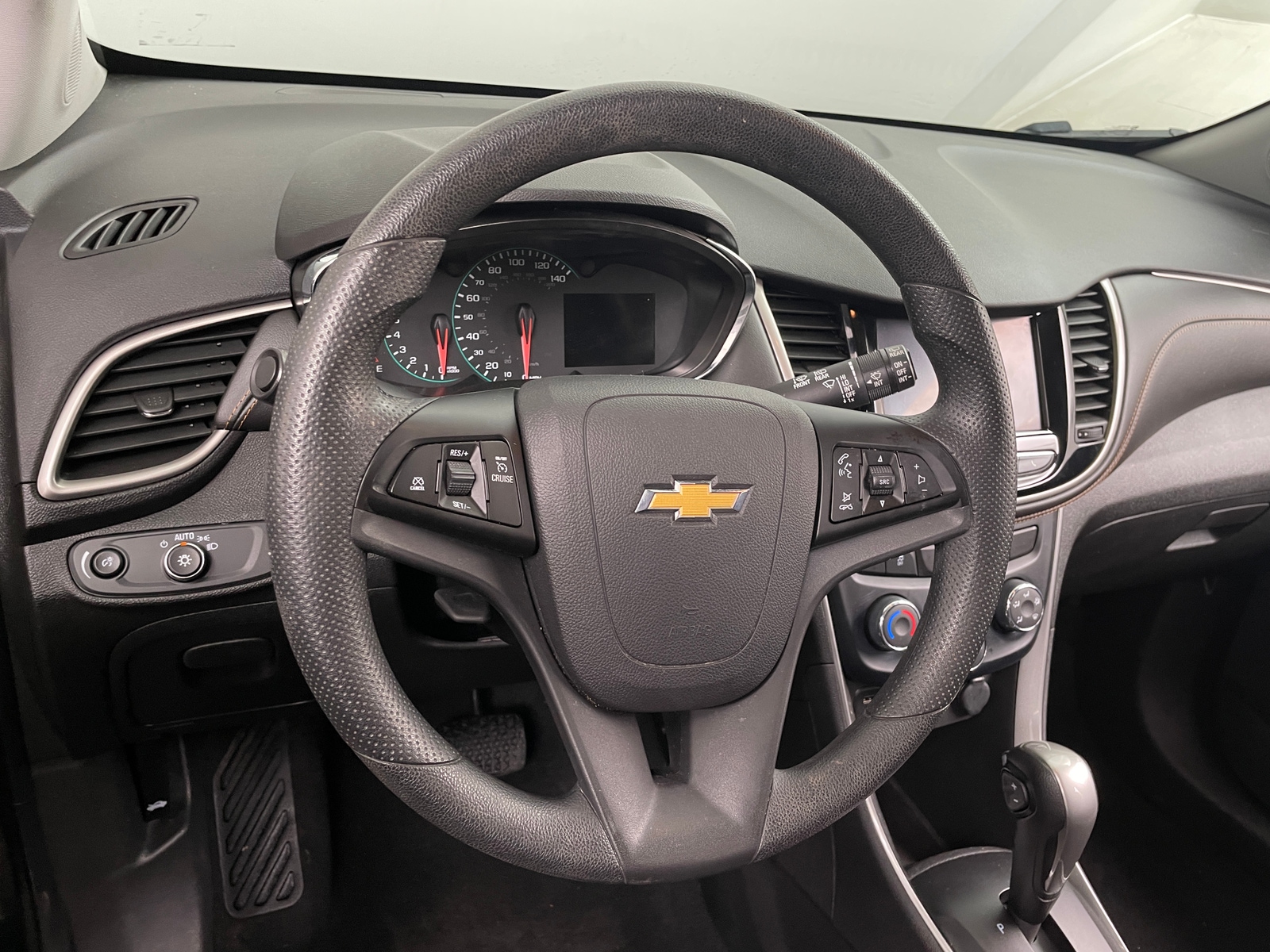 Thumbnail: 2020 Chevrolet Trax - 5