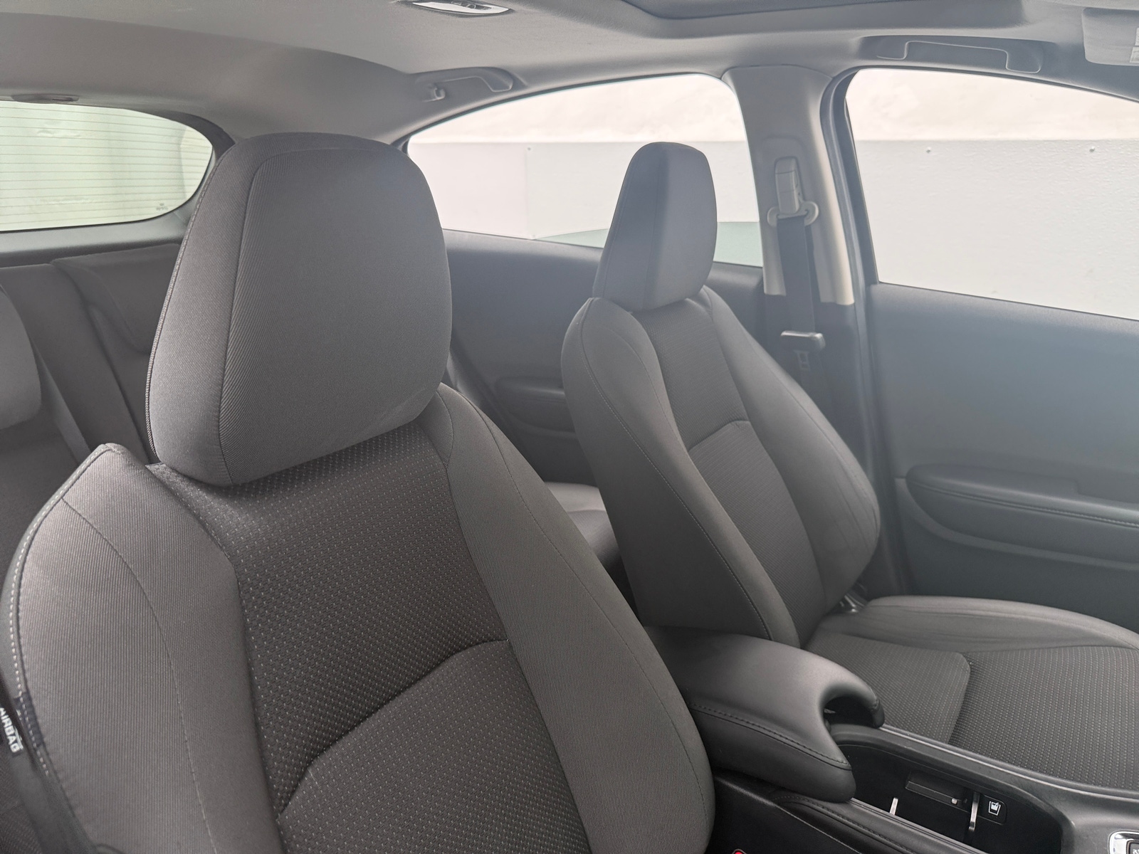 Thumbnail: 2019 Honda HR-V - 2