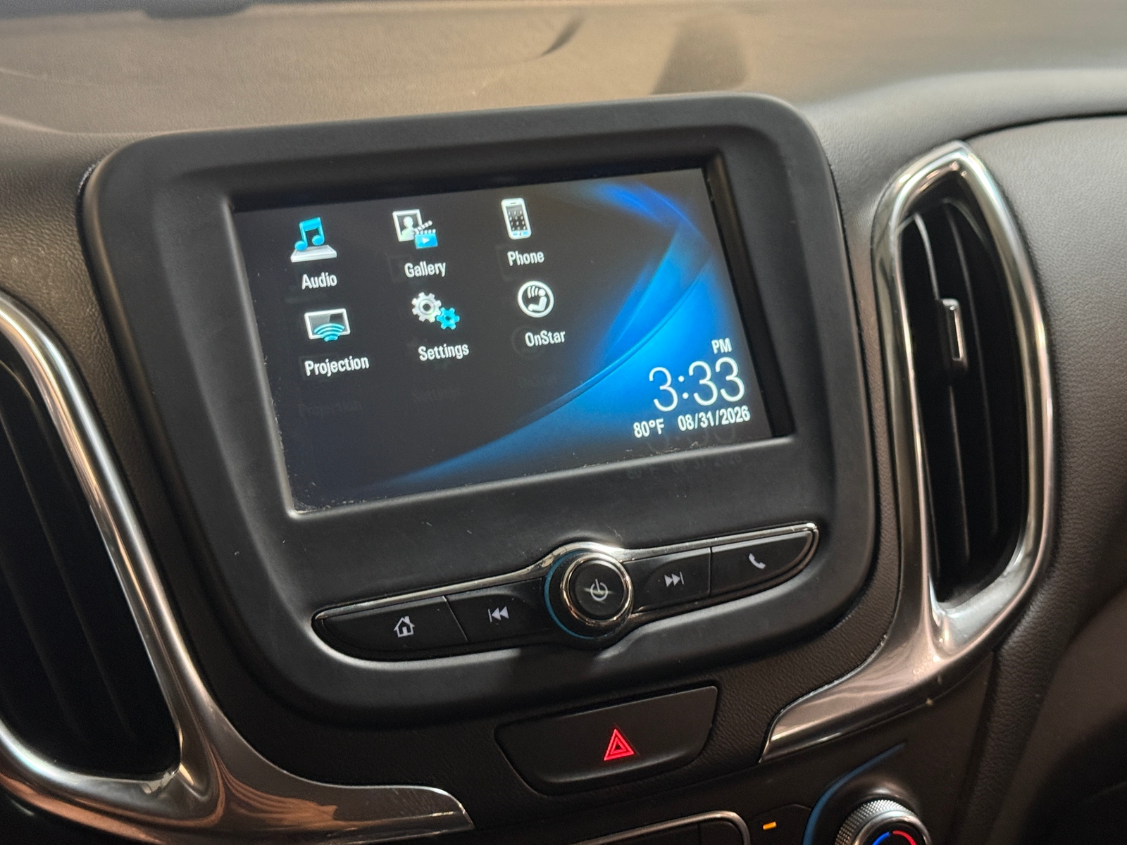 Thumbnail: 2018 Chevrolet Equinox - 4