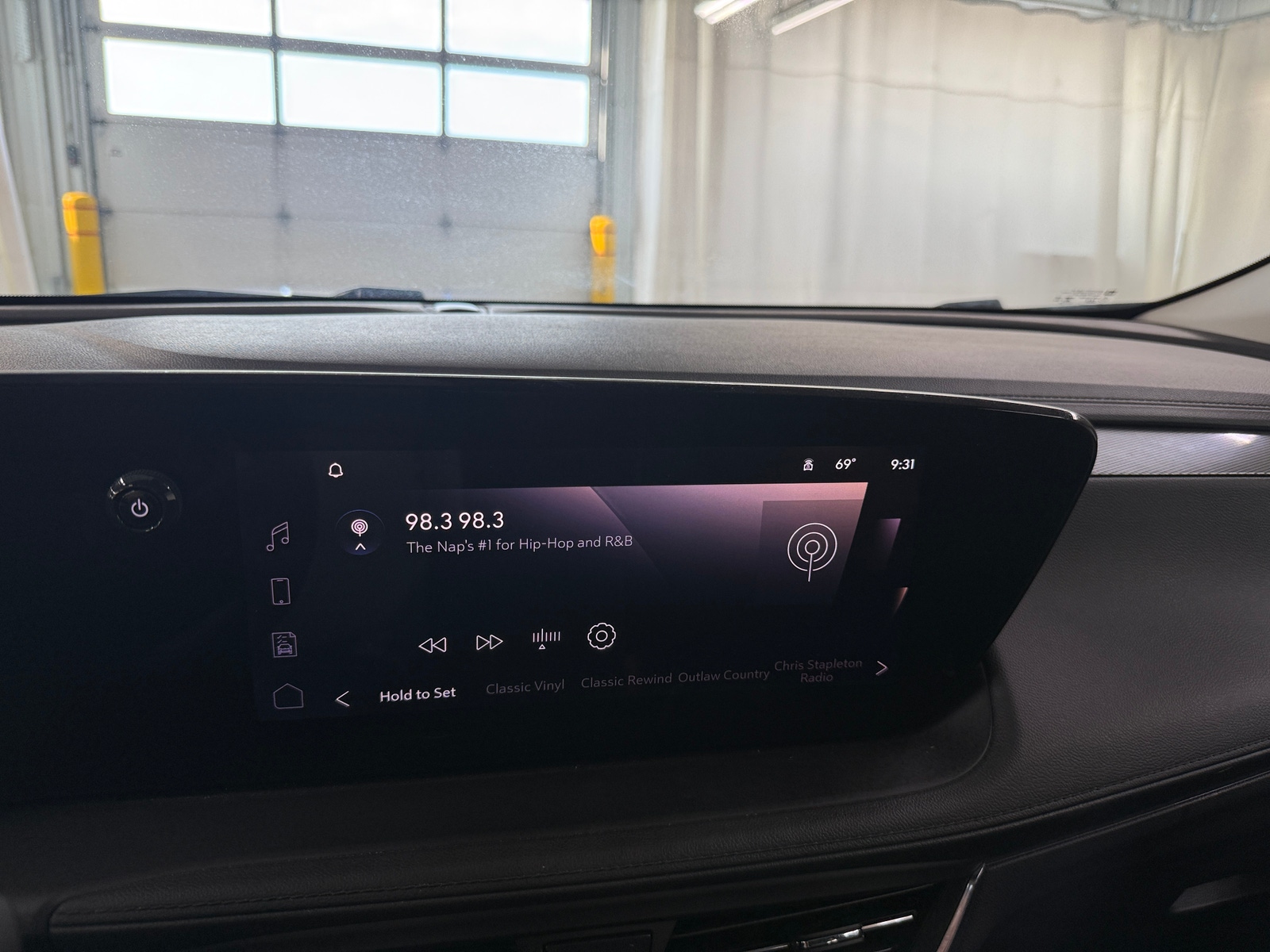 Thumbnail: 2025 Buick Encore GX - 3