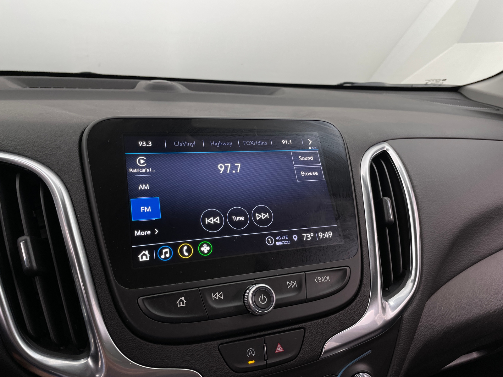 Thumbnail: 2023 Chevrolet Equinox - 4