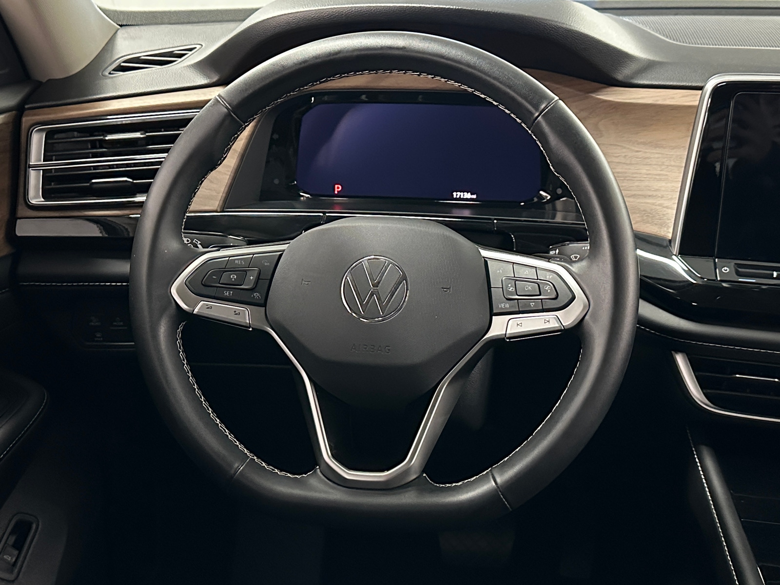 Thumbnail: 2026 Volkswagen Atlas - 4