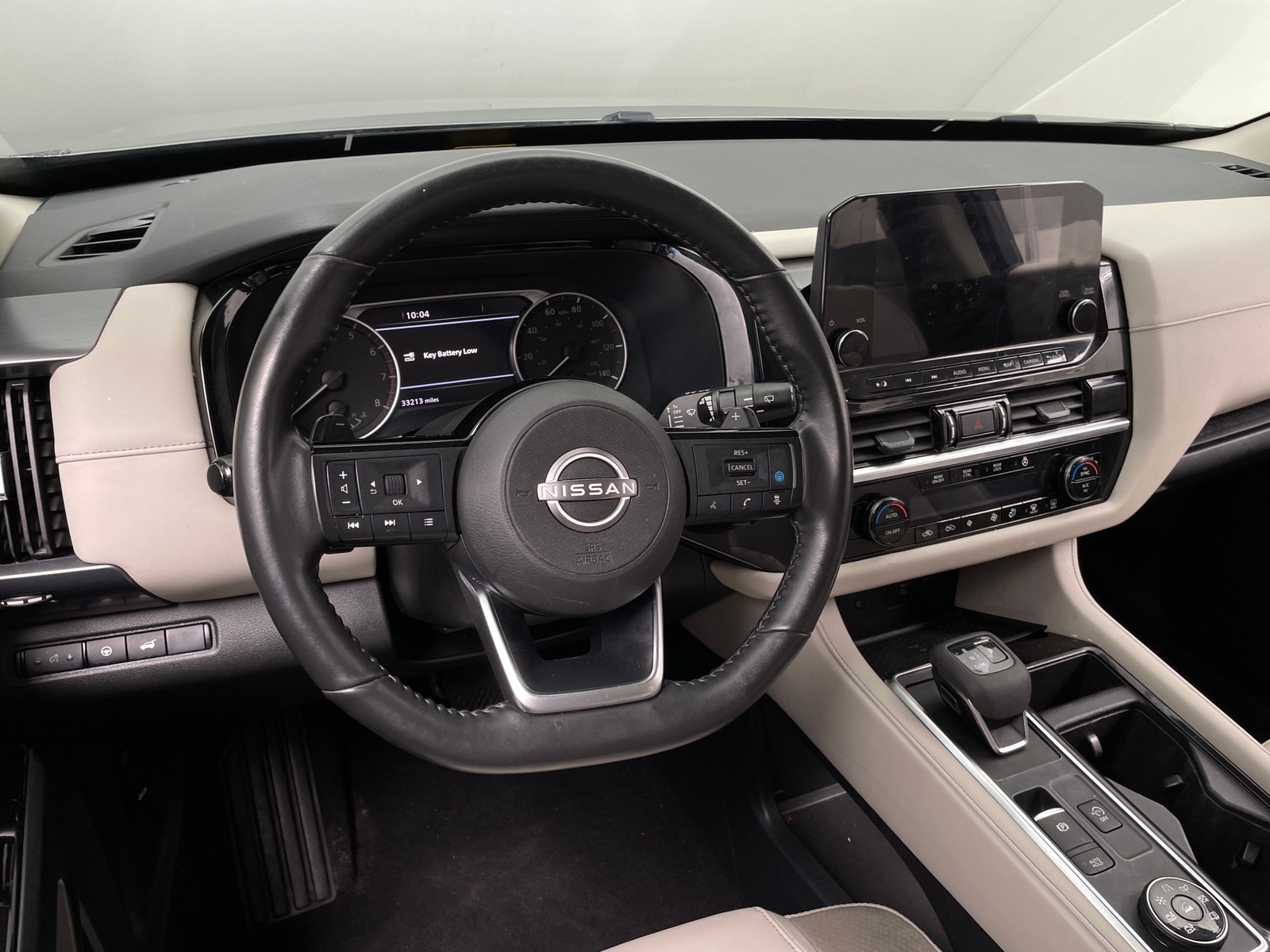 Thumbnail: 2023 Nissan Pathfinder - 4