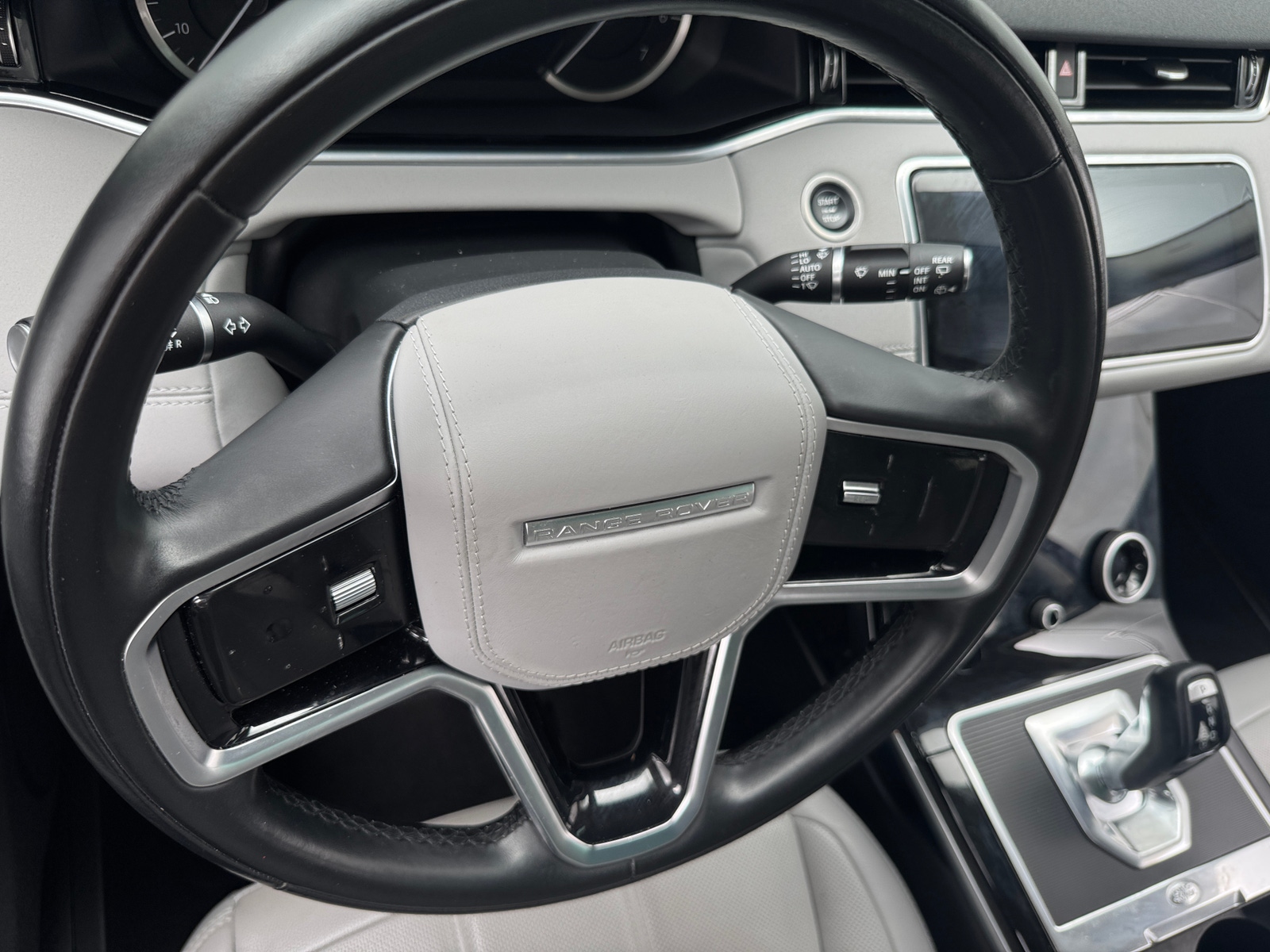 Thumbnail: 2023 Land Rover Range Rover Evoque - 4