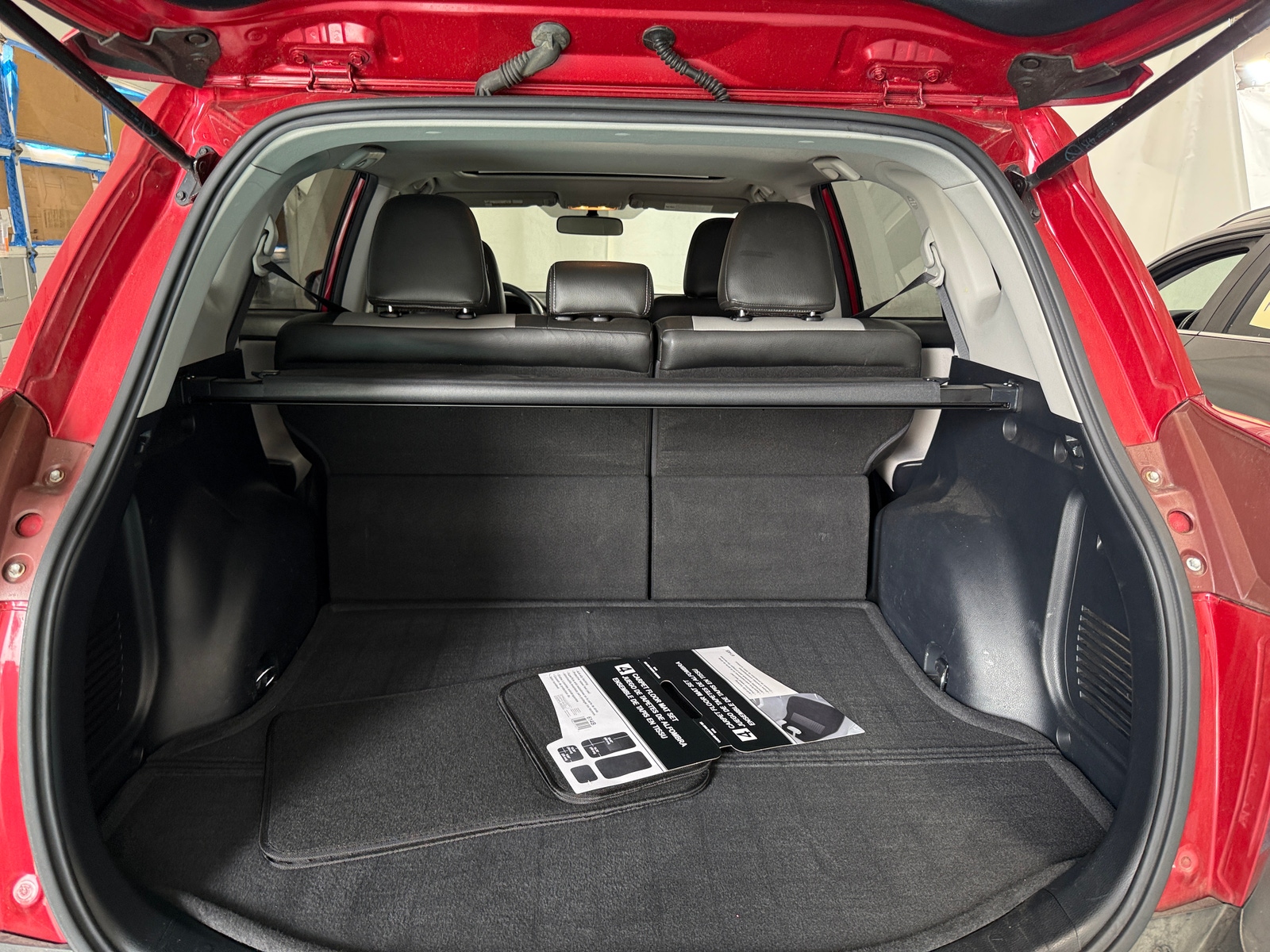 Thumbnail: 2014 Toyota RAV4 - 7