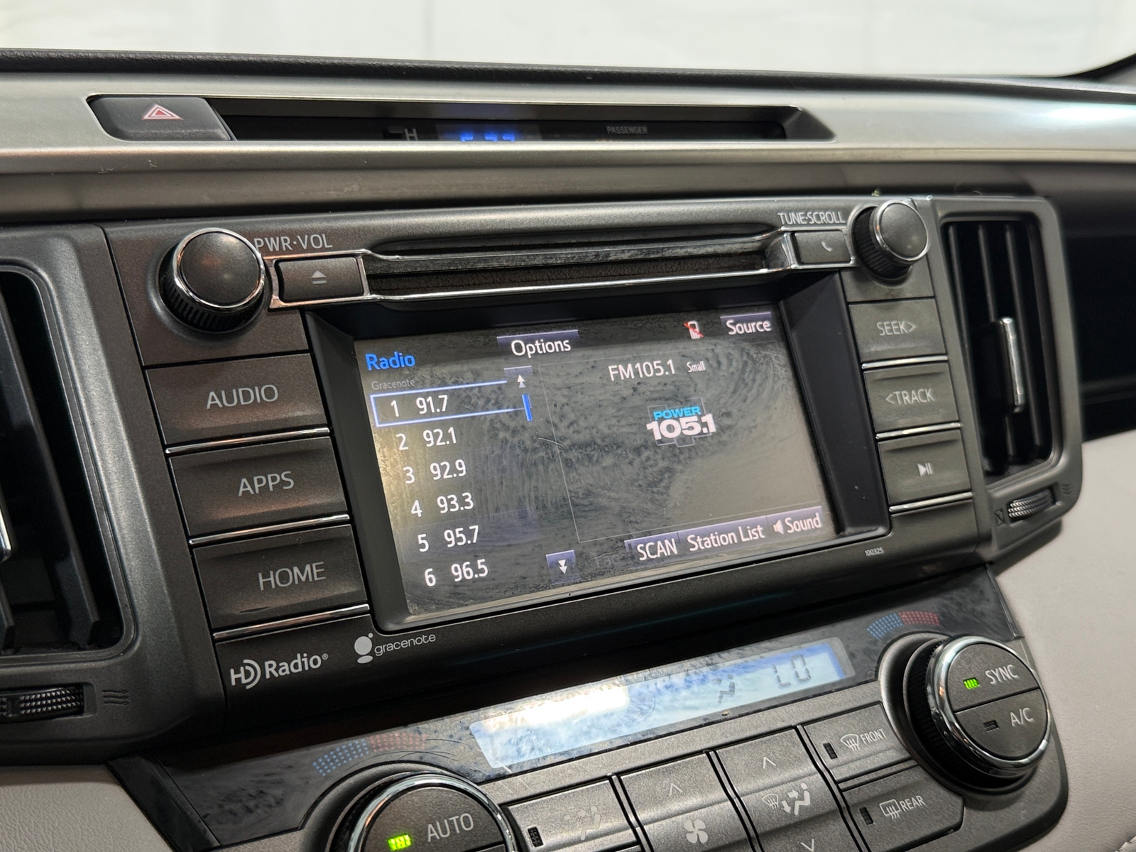 Thumbnail: 2014 Toyota RAV4 - 4