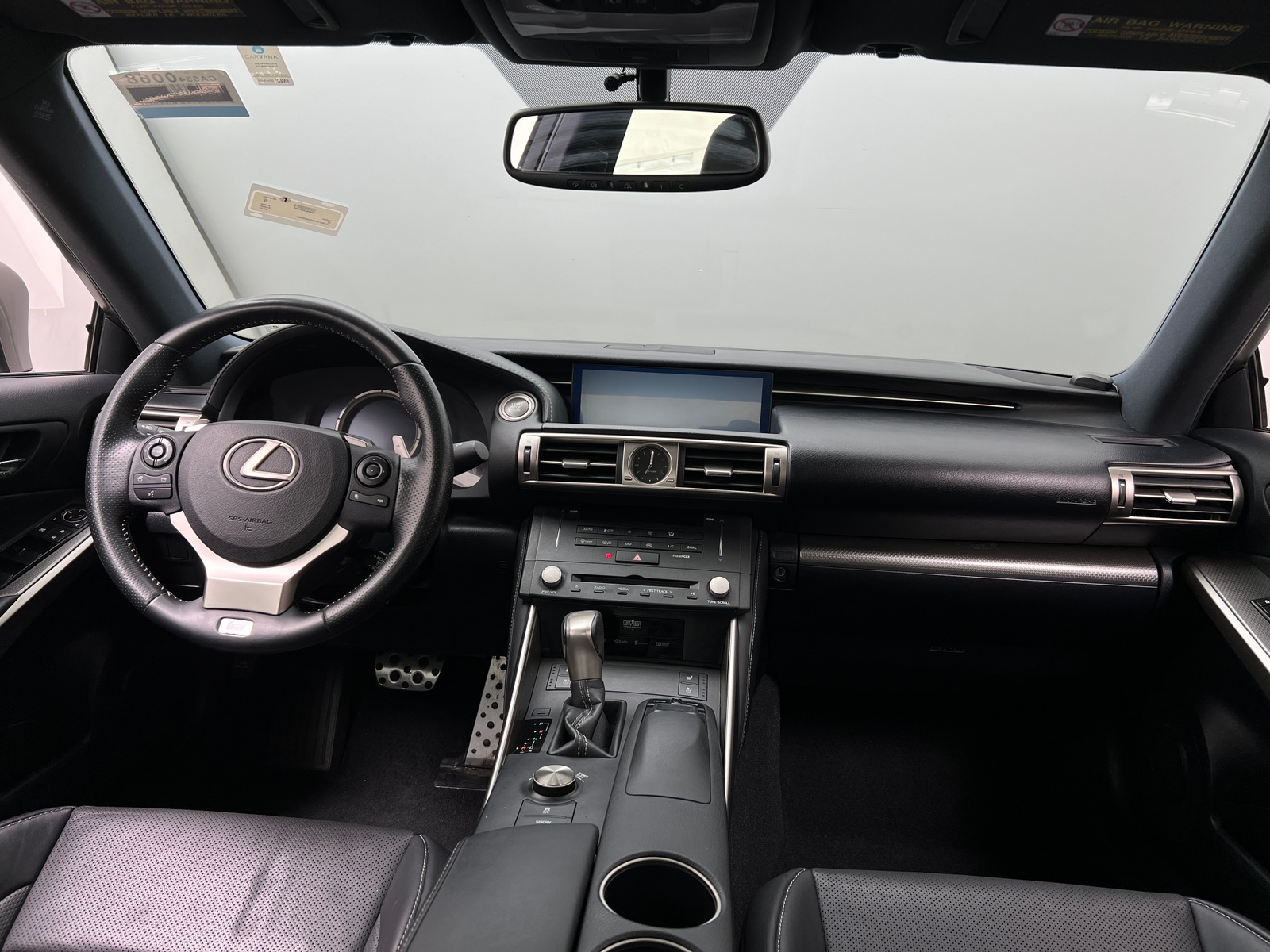 Thumbnail: 2015 Lexus IS - 3