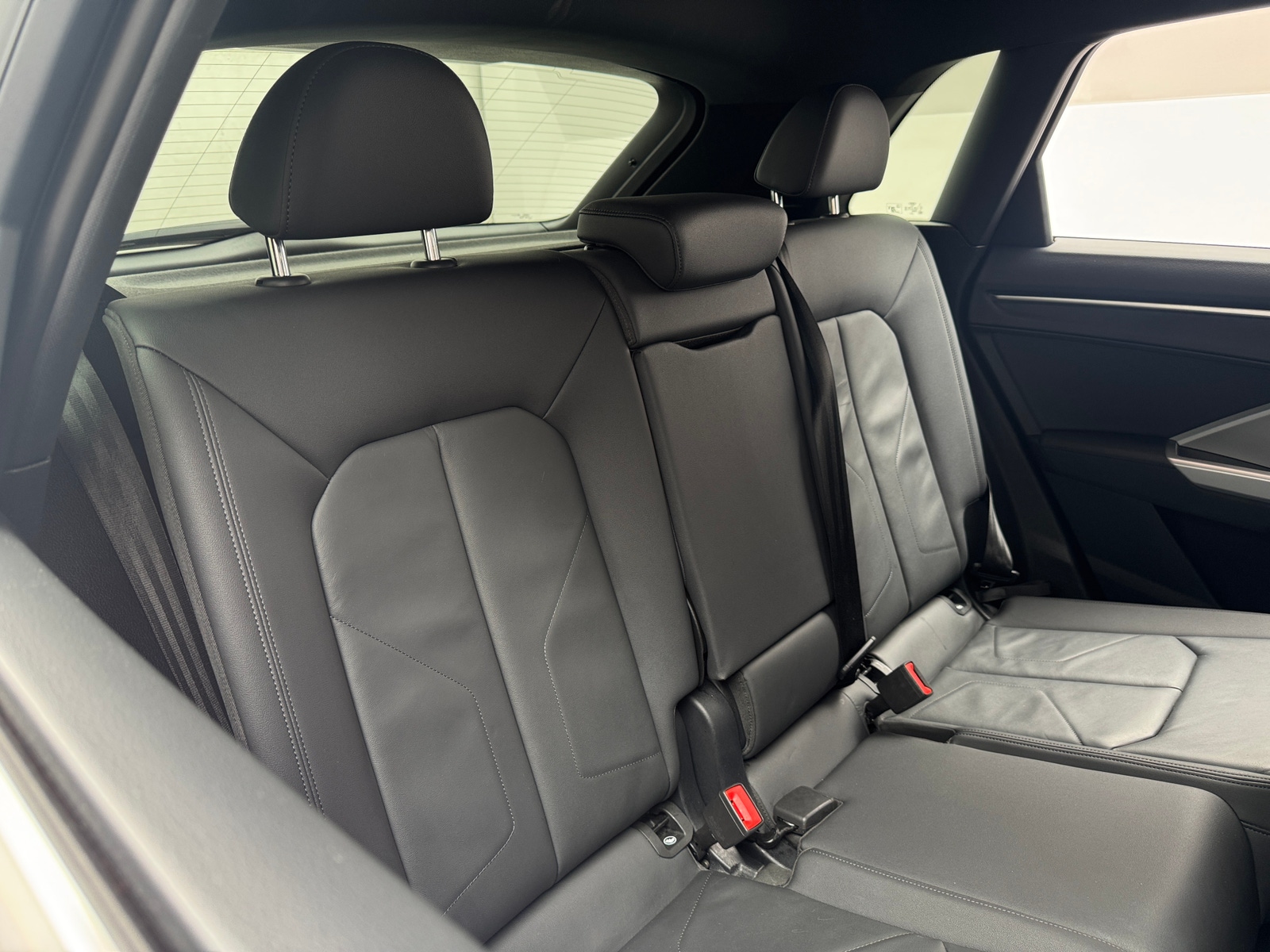 Thumbnail: 2025 Audi Q3 - 6