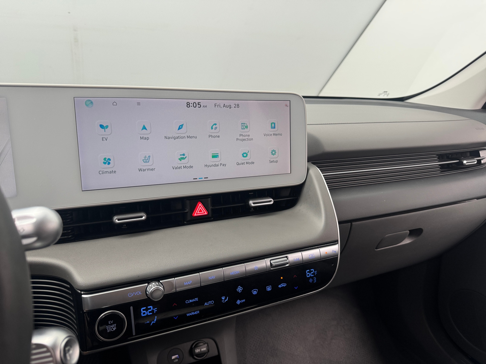 Thumbnail: 2024 Hyundai Ioniq 5 - 4