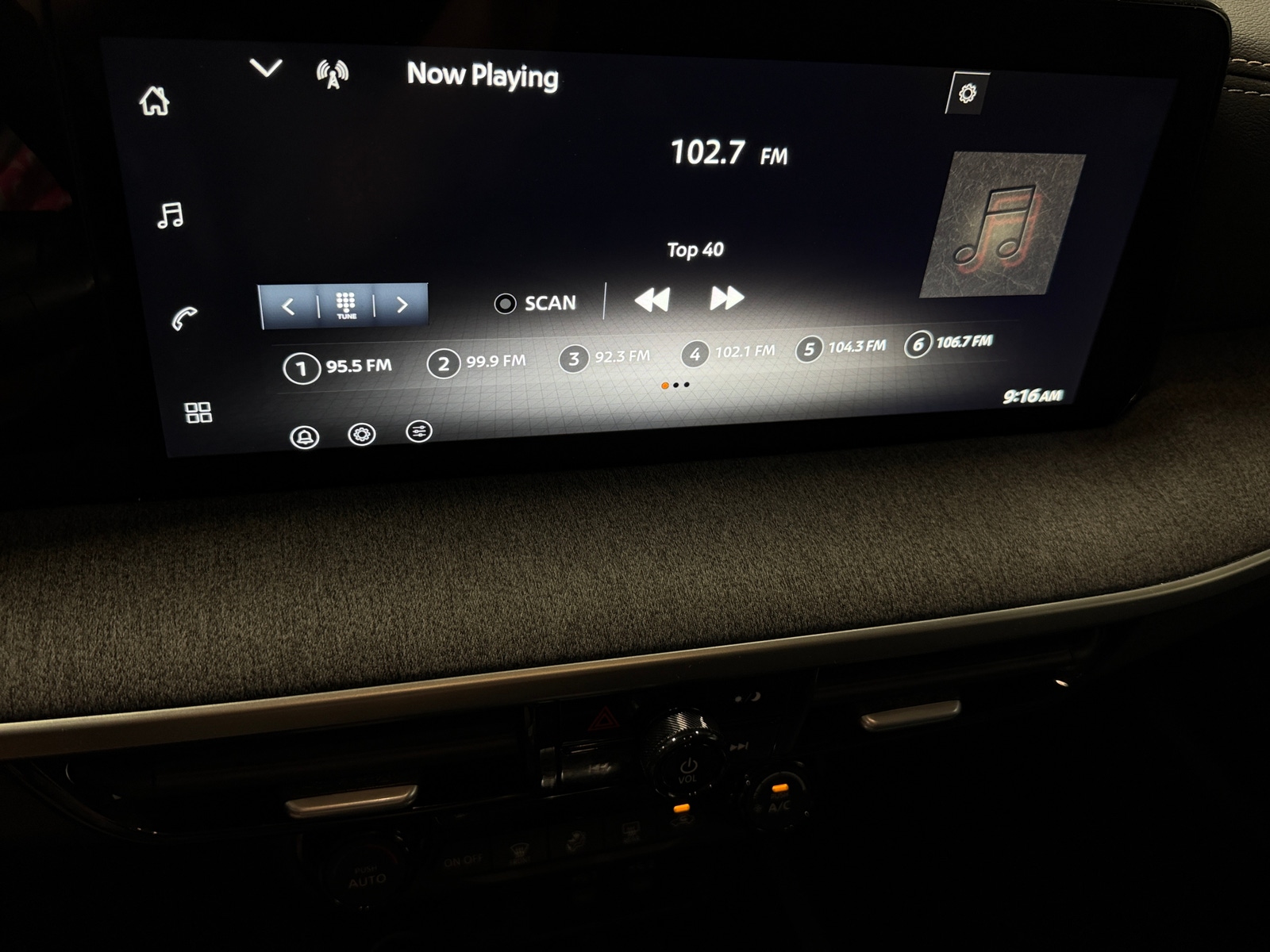 Thumbnail: 2026 Nissan Kicks - 4