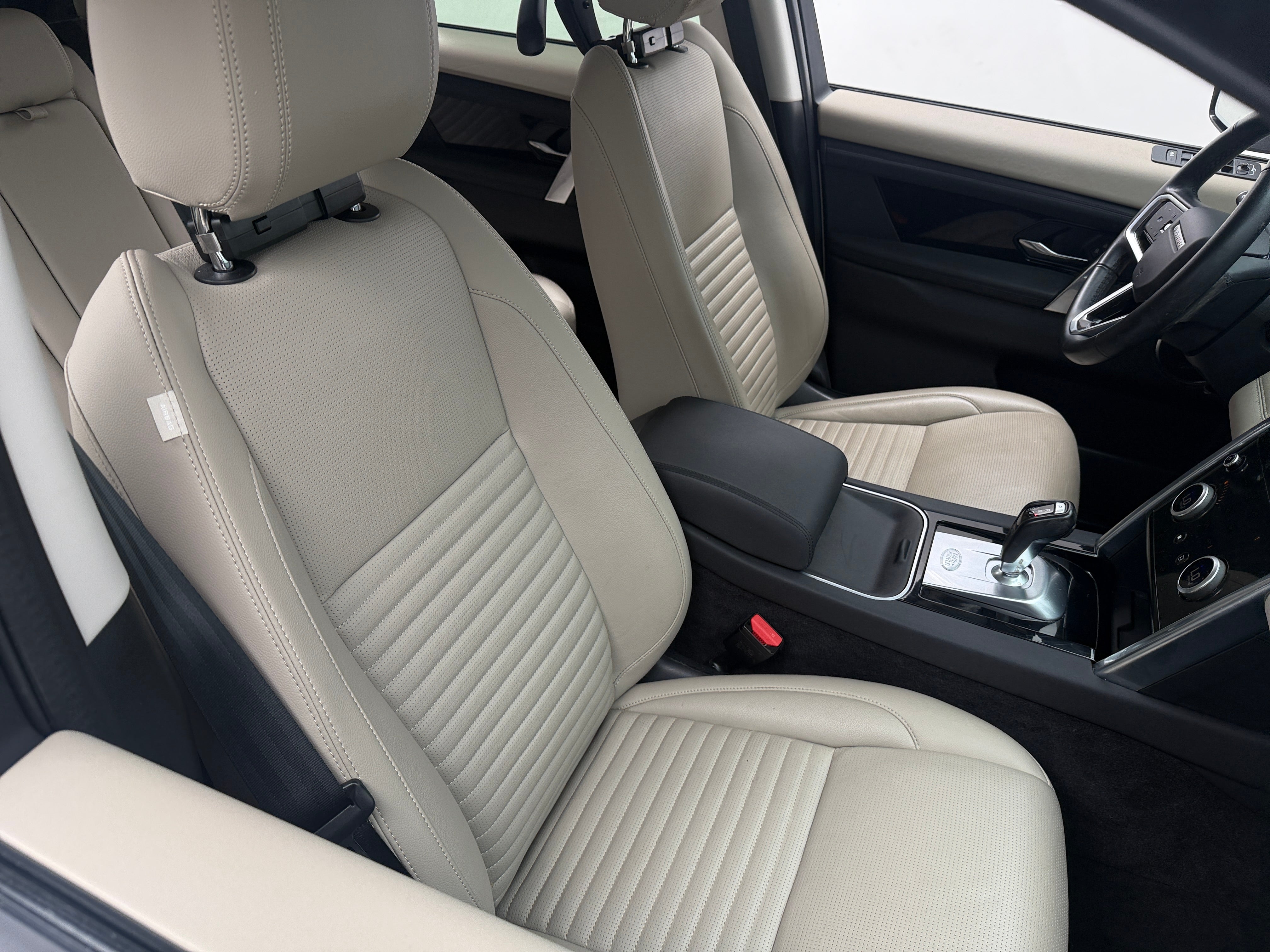 2023 Land Rover Discovery Sport