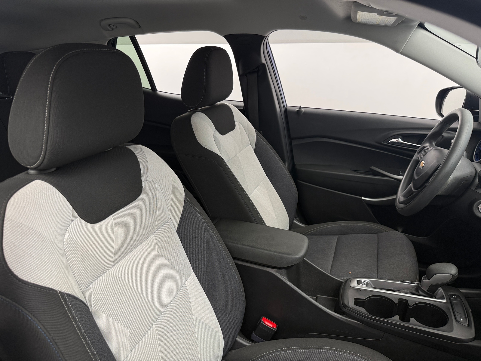 Thumbnail: 2024 Chevrolet Trax - 2