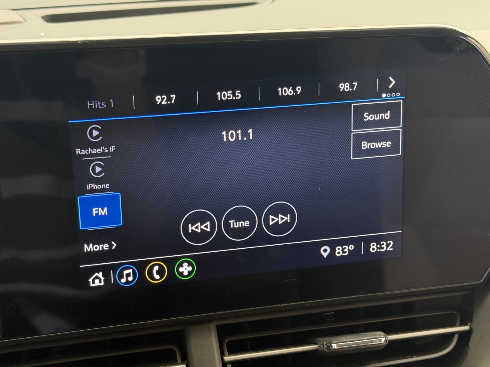 Thumbnail: 2024 Chevrolet Trax - 4