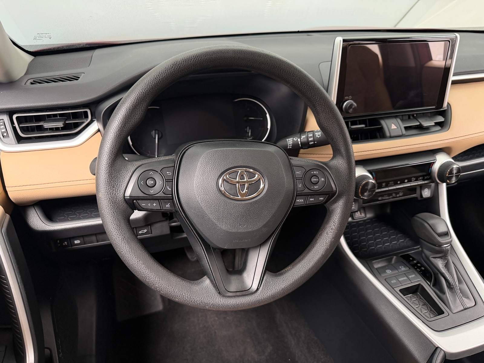 Thumbnail: 2025 Toyota RAV4 - 5