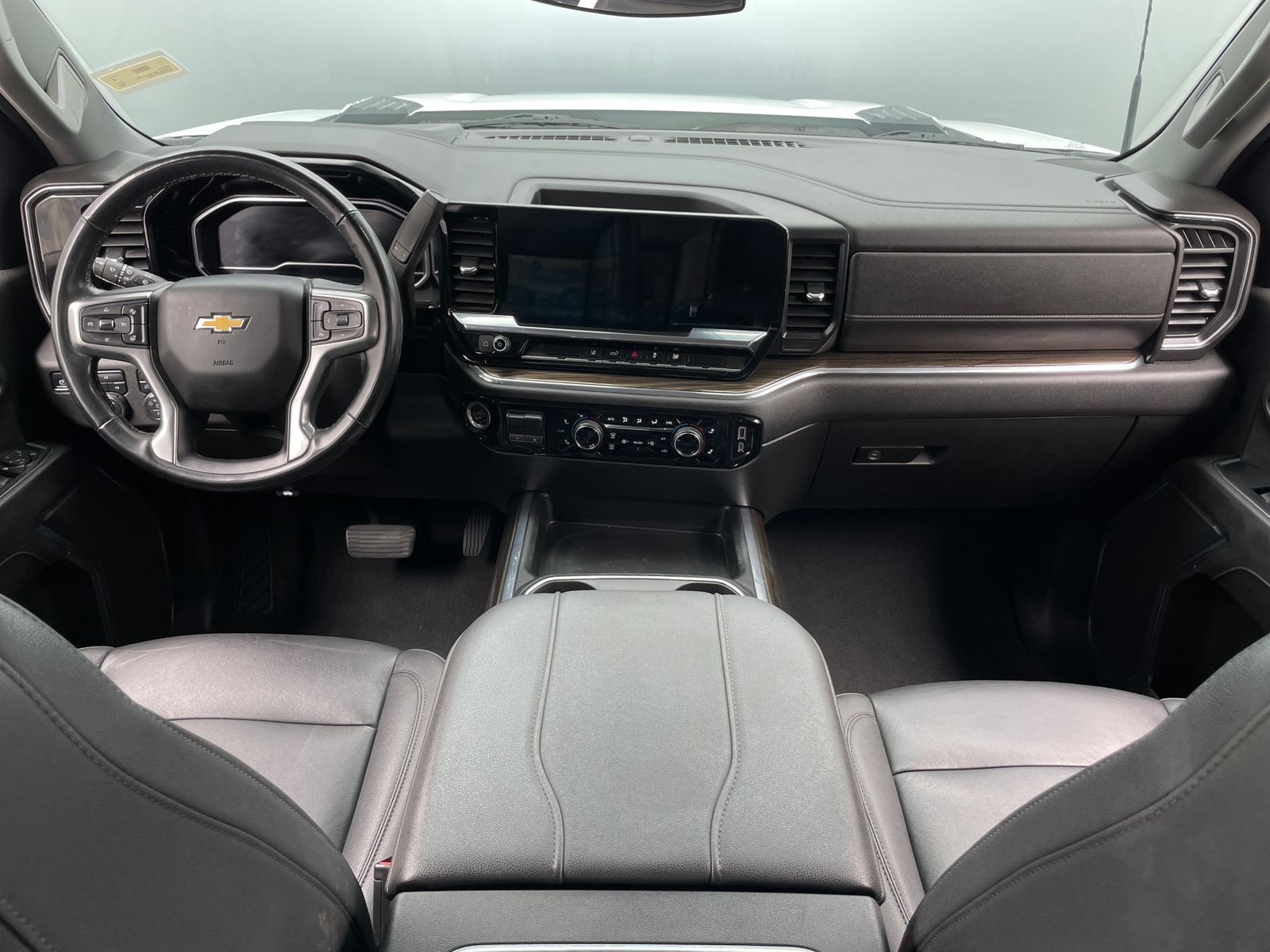 Thumbnail: 2024 Chevrolet Silverado 2500 - 3