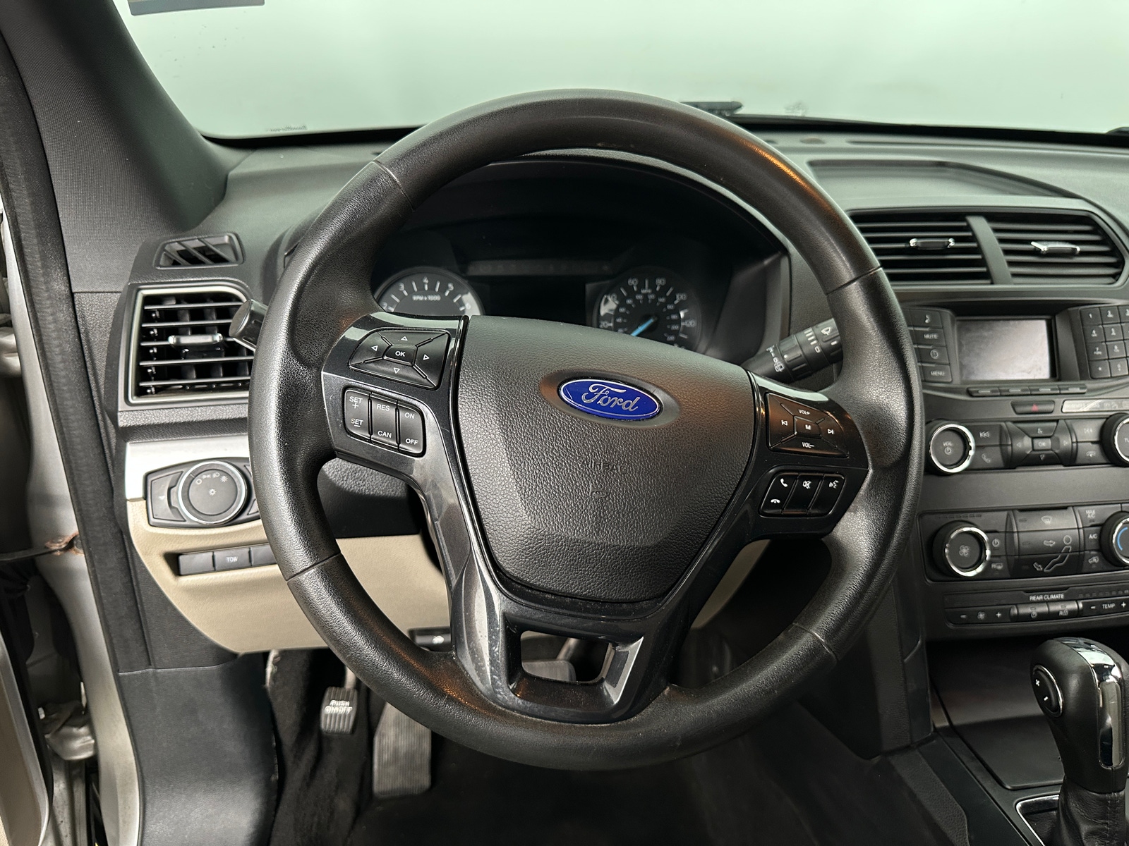 Thumbnail: 2018 Ford Explorer - 5