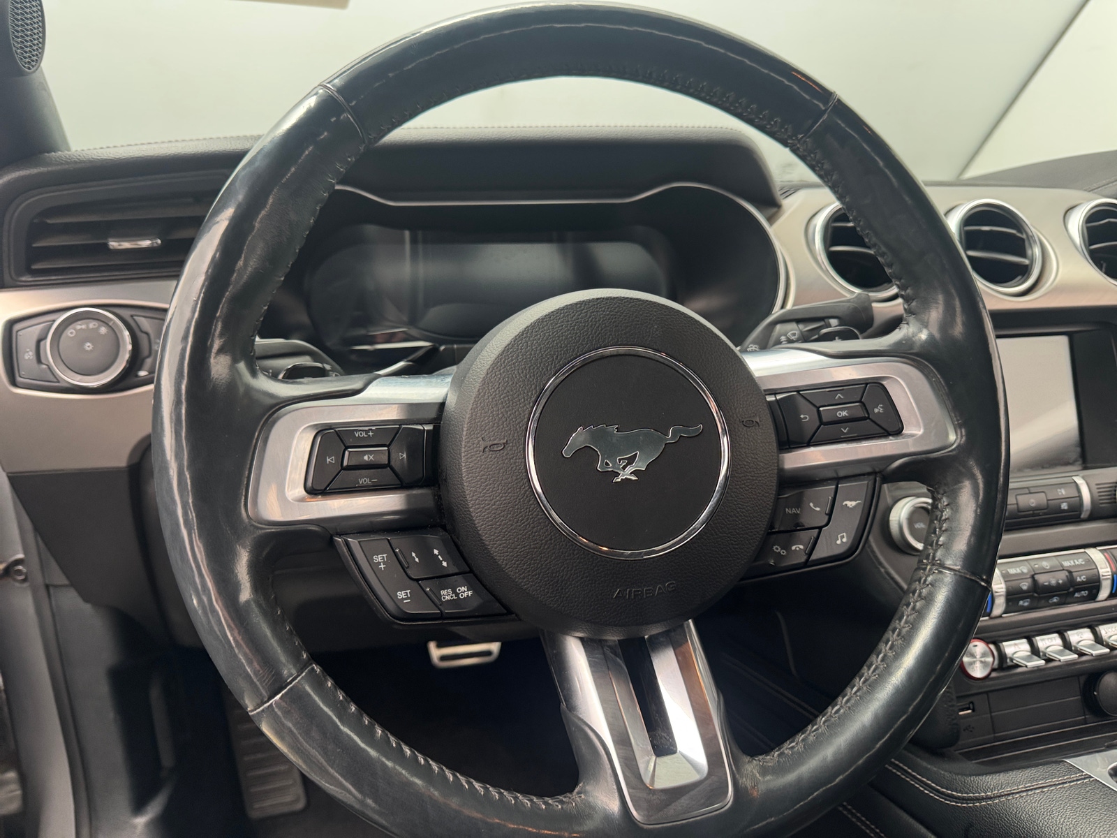 Thumbnail: 2023 Ford Mustang - 4