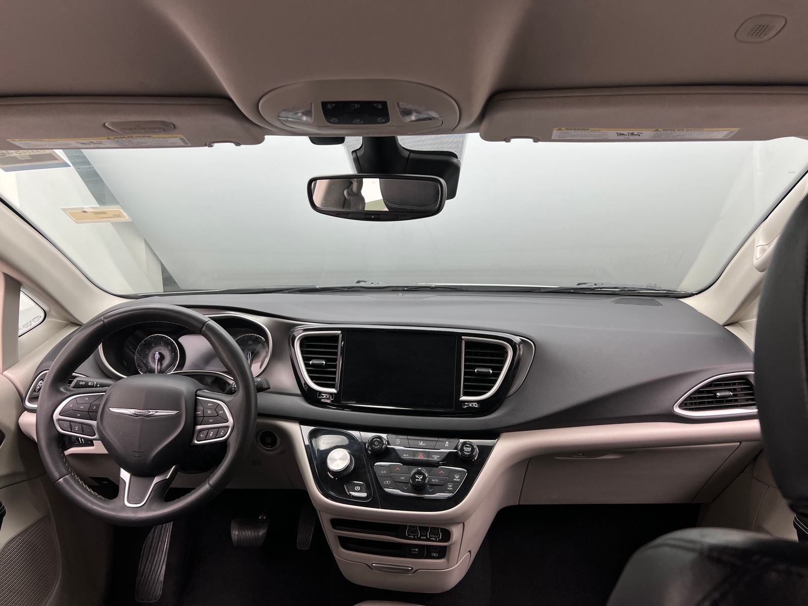Thumbnail: 2022 Chrysler Pacifica - 2