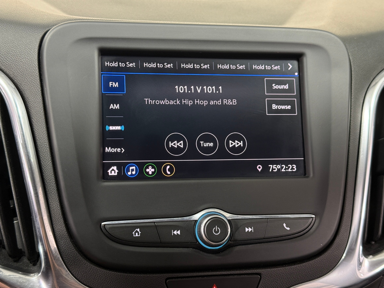Thumbnail: 2020 Chevrolet Equinox - 4
