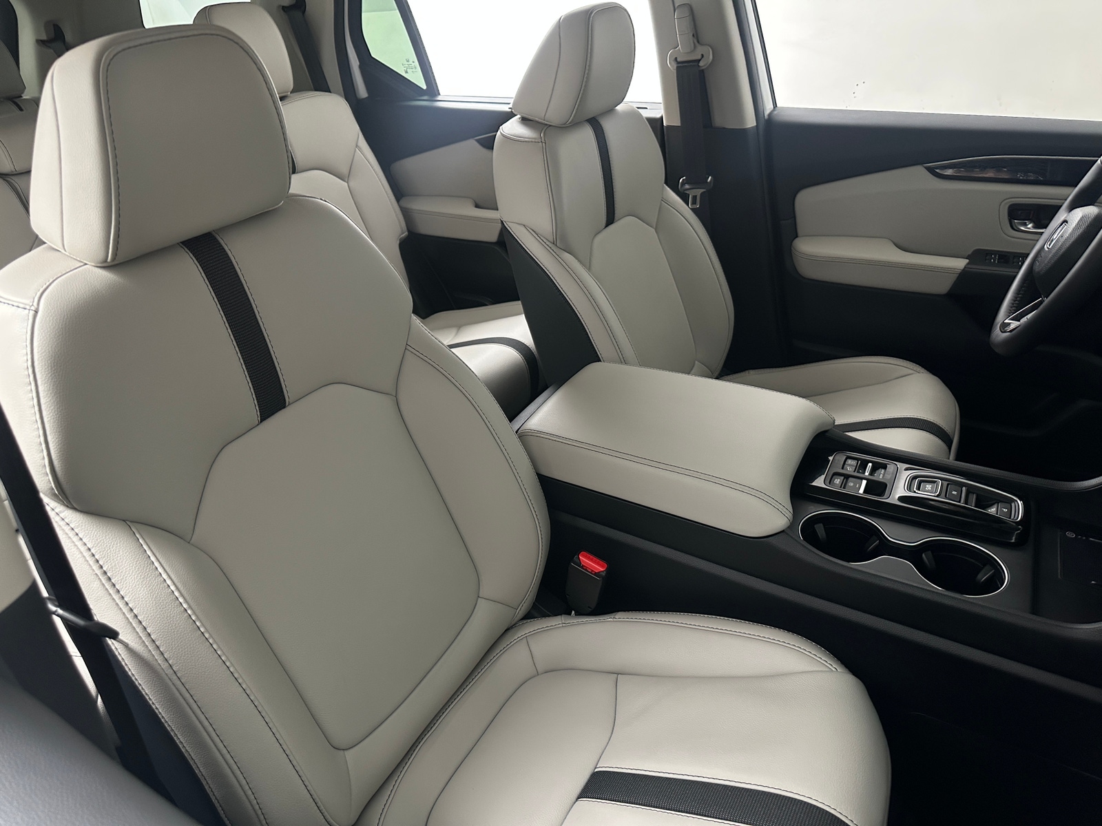 Thumbnail: 2026 Honda Pilot - 2
