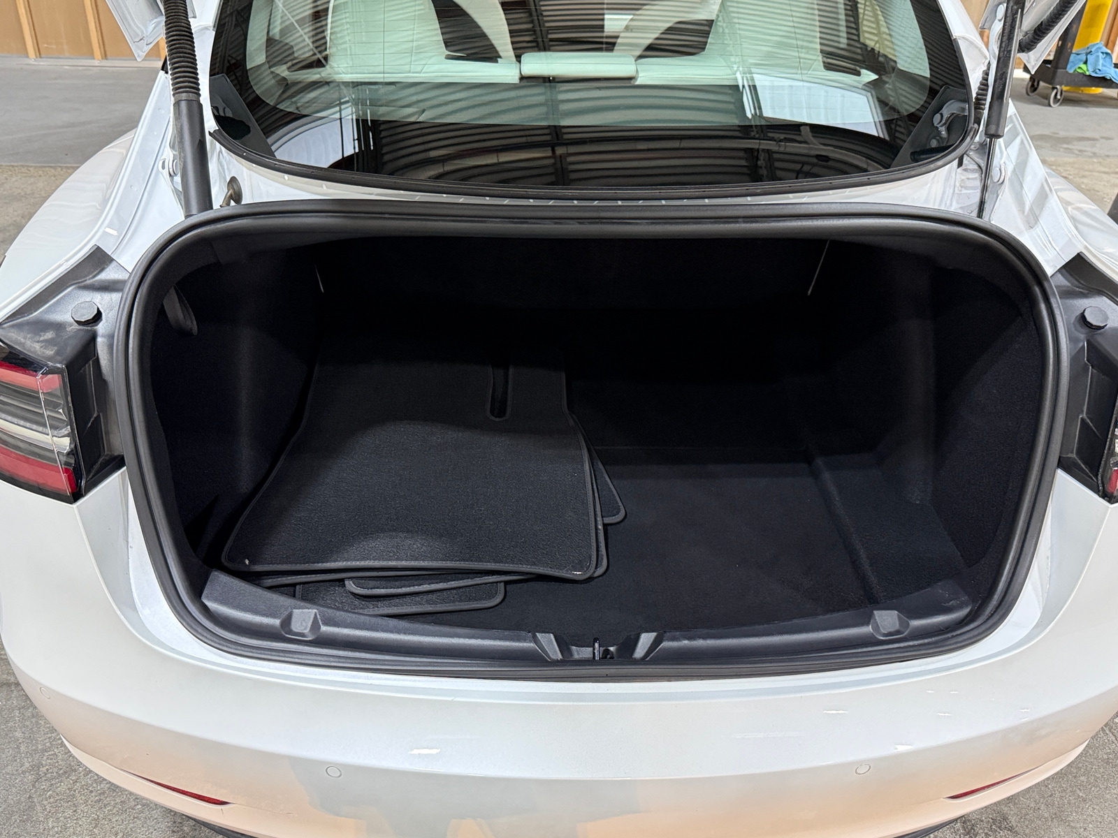 Thumbnail: 2021 Tesla Model 3 - 6