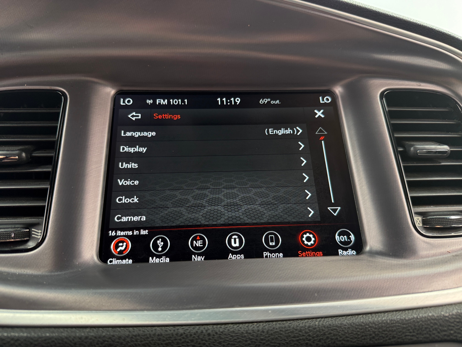 Thumbnail: 2019 Dodge Charger - 4