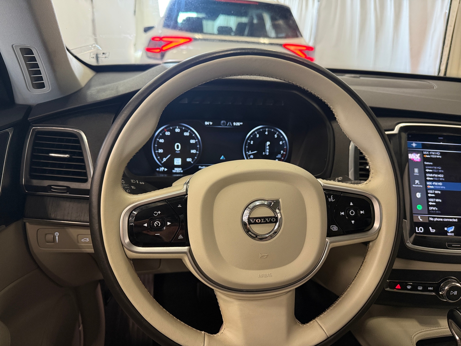 Thumbnail: 2020 Volvo XC90 - 4