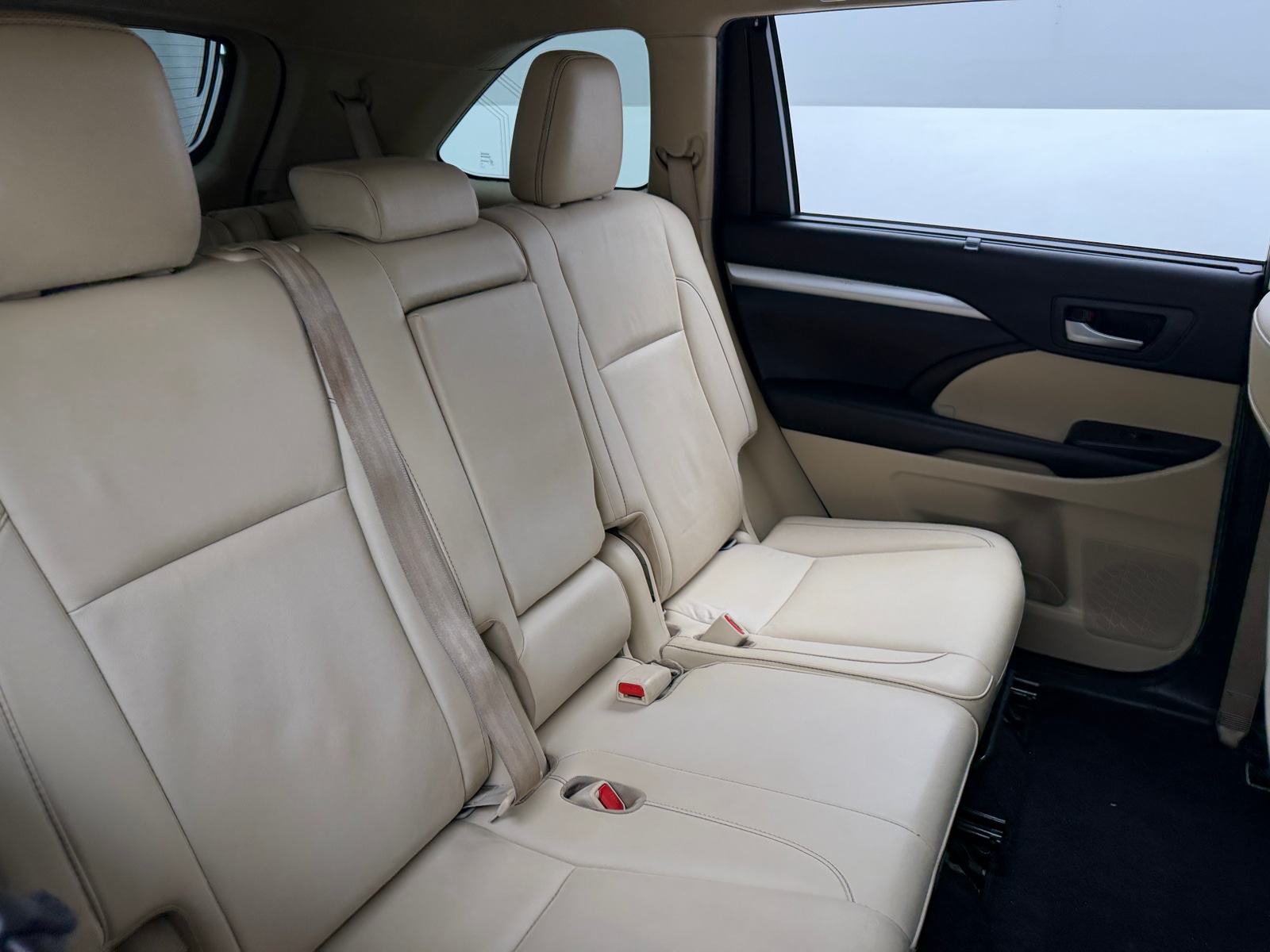 Thumbnail: 2019 Toyota Highlander - 5