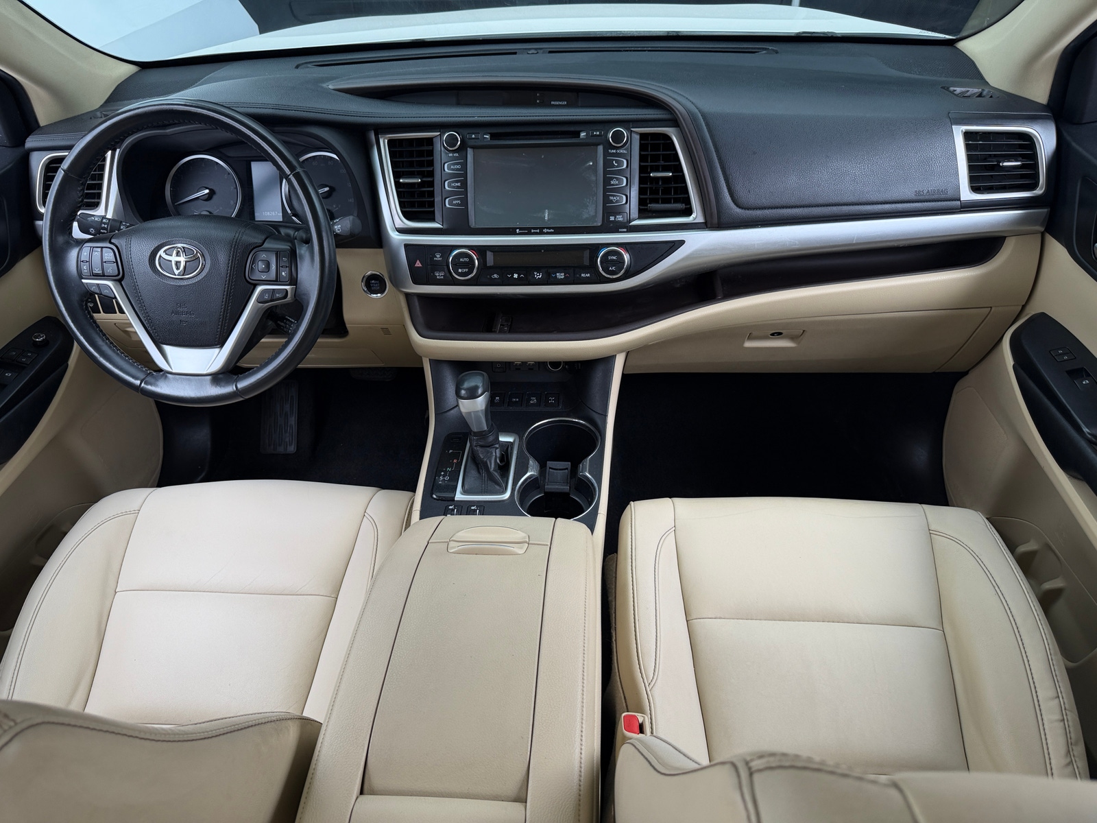Thumbnail: 2019 Toyota Highlander - 2