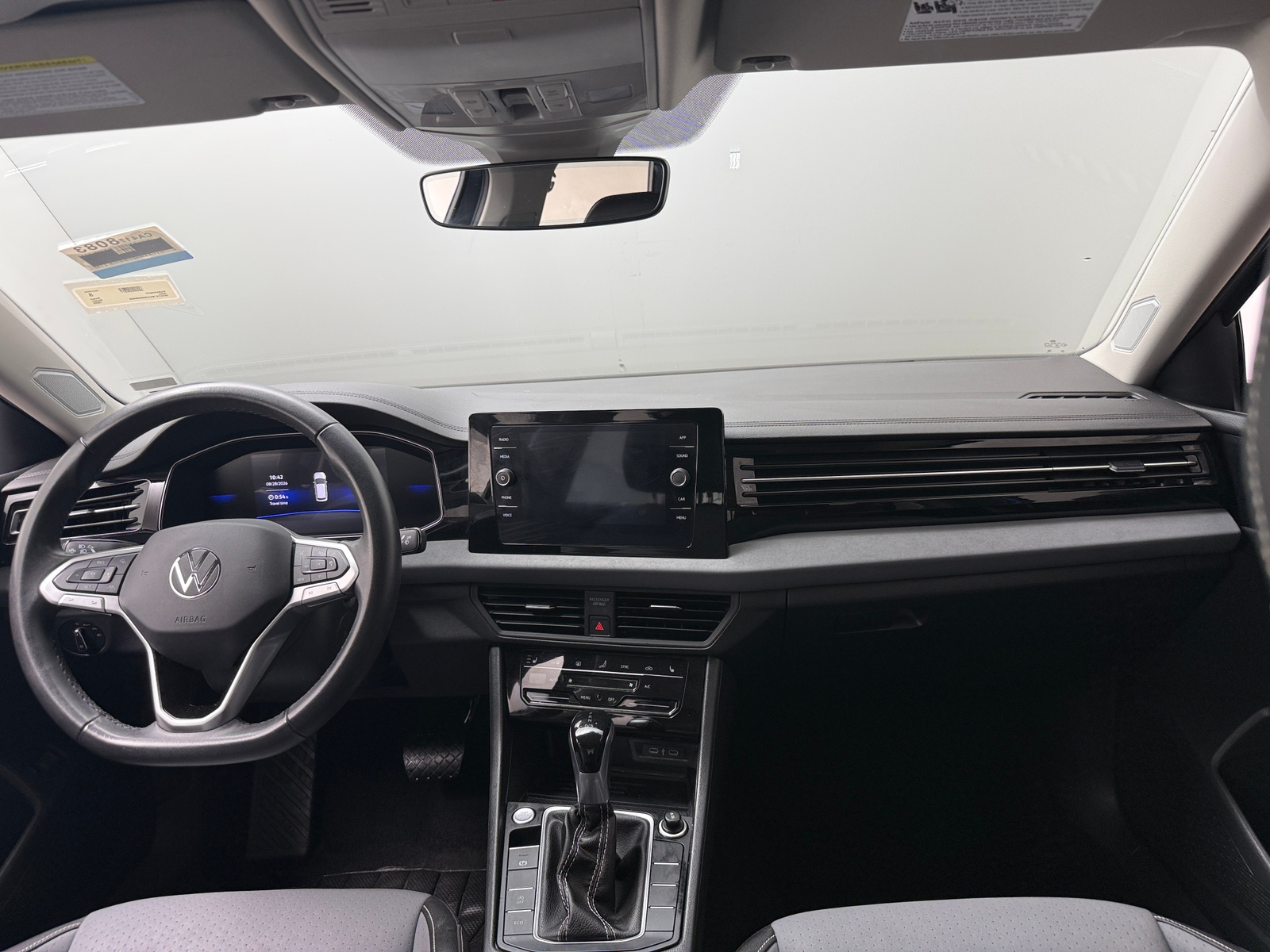 Thumbnail: 2025 Volkswagen Jetta - 3