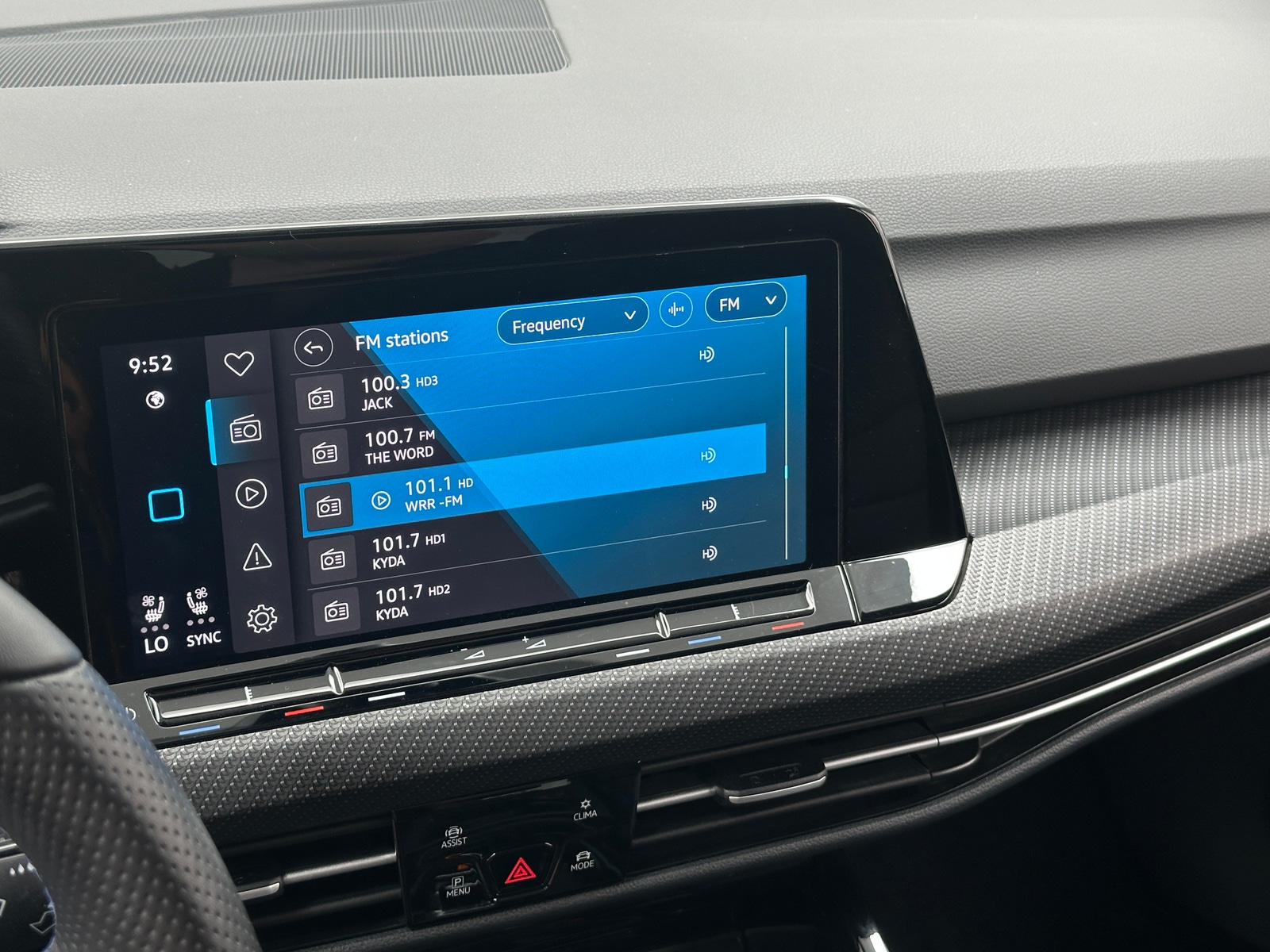 Thumbnail: 2024 Volkswagen Golf - 4