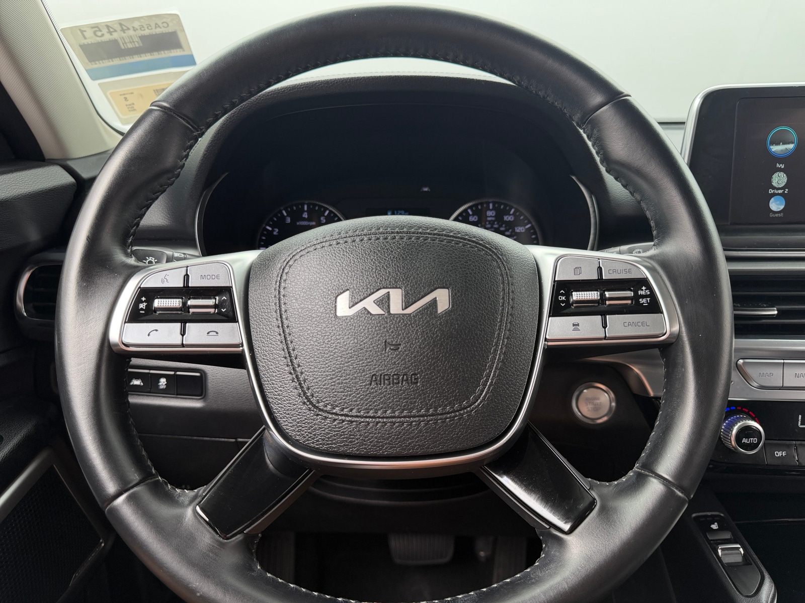 Thumbnail: 2022 Kia Telluride - 4