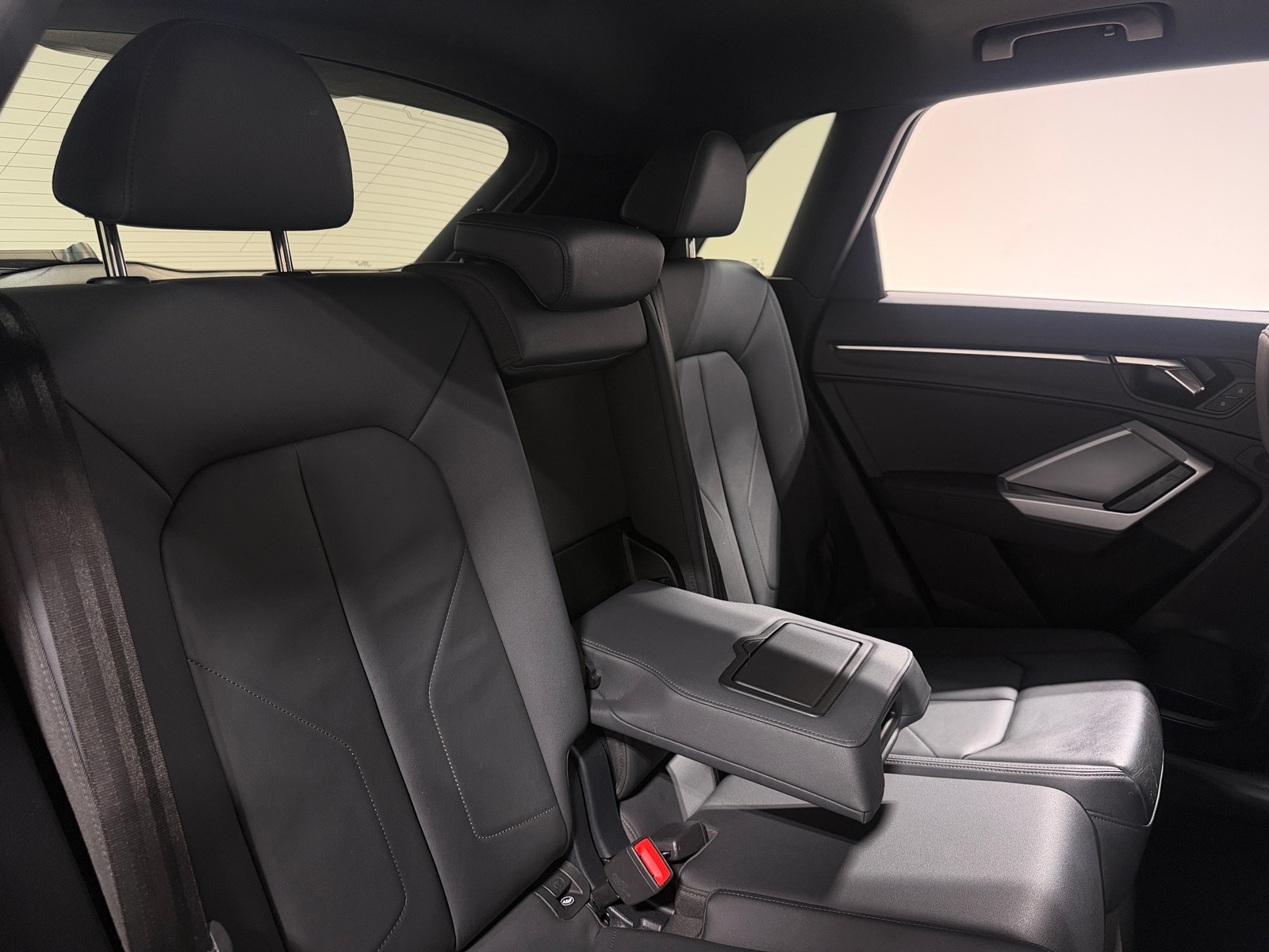 Thumbnail: 2023 Audi Q3 - 6