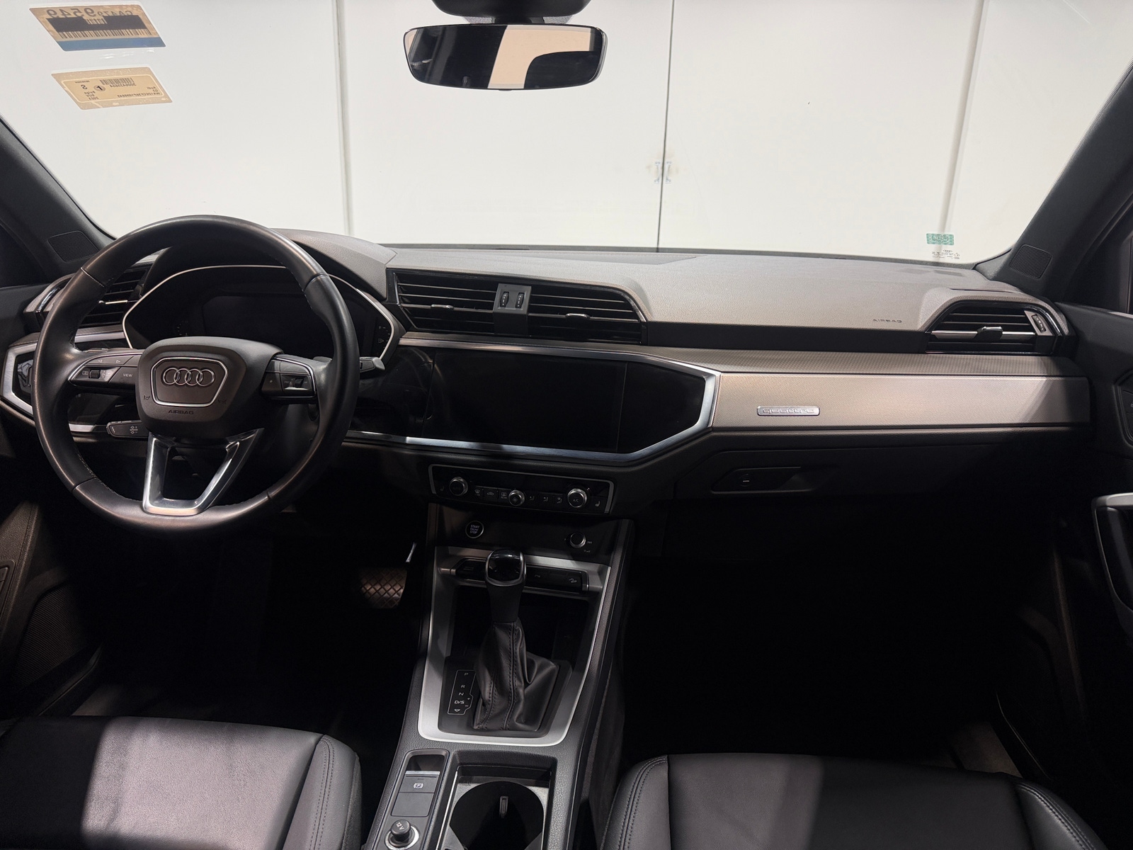 Thumbnail: 2023 Audi Q3 - 3