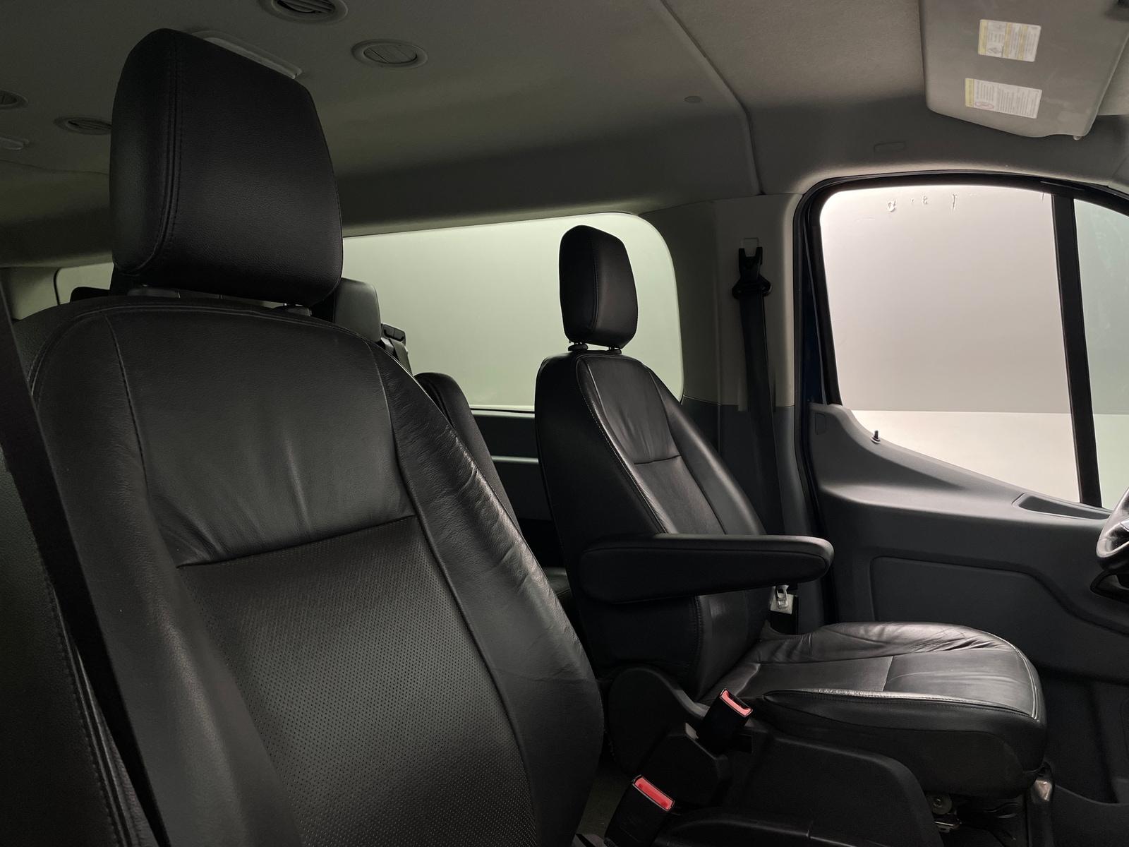 Thumbnail: 2018 Ford Transit Series - 2