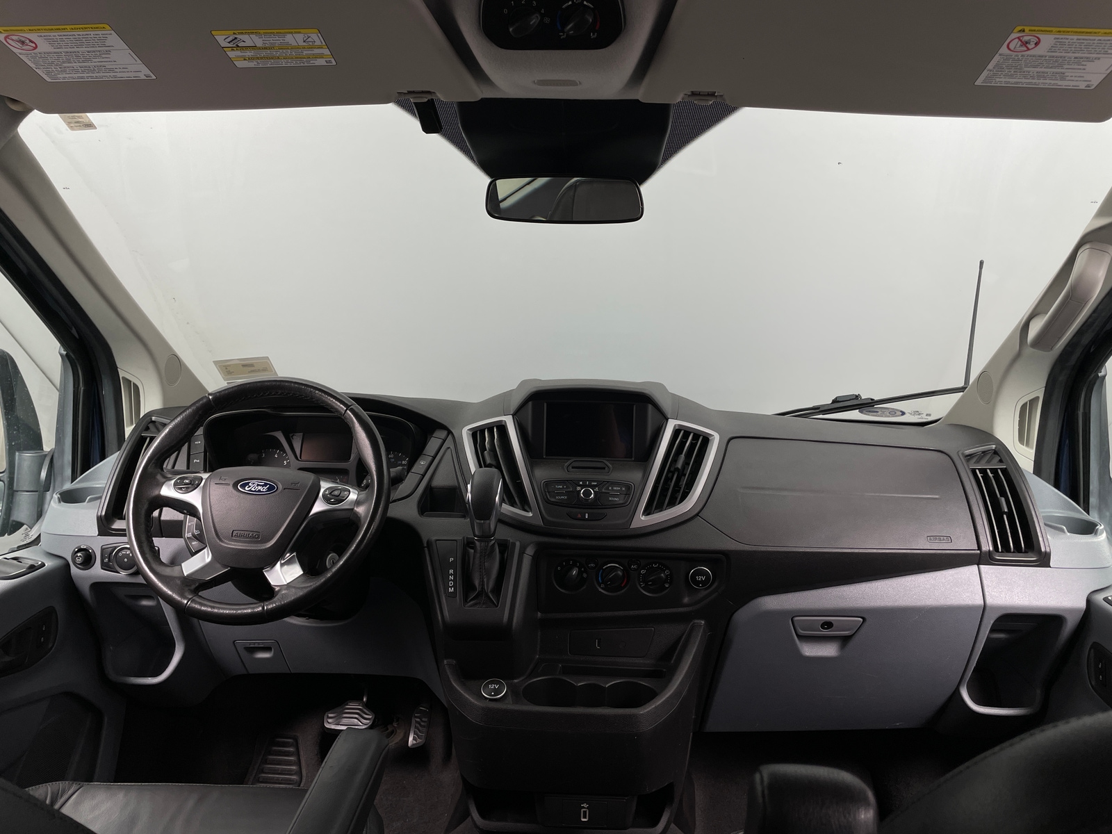 Thumbnail: 2018 Ford Transit Series - 3