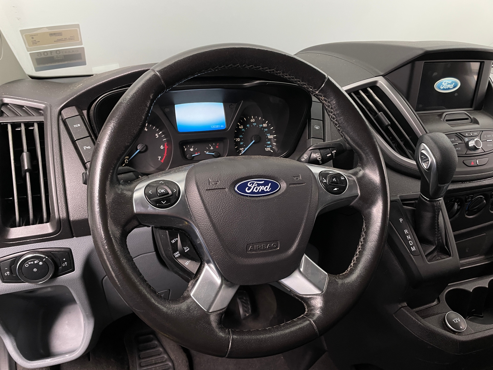 Thumbnail: 2018 Ford Transit Series - 5