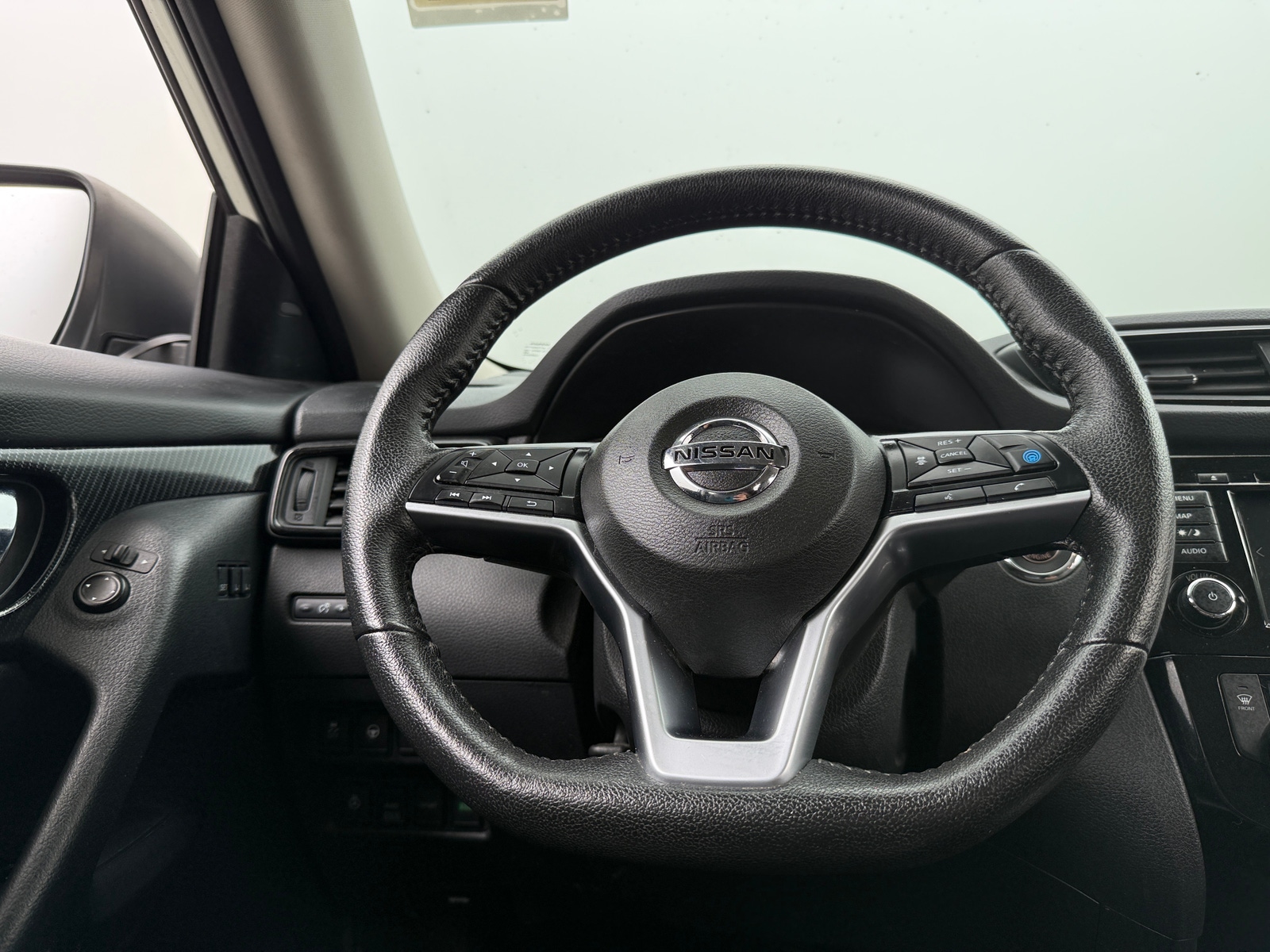 Thumbnail: 2020 Nissan Rogue - 4